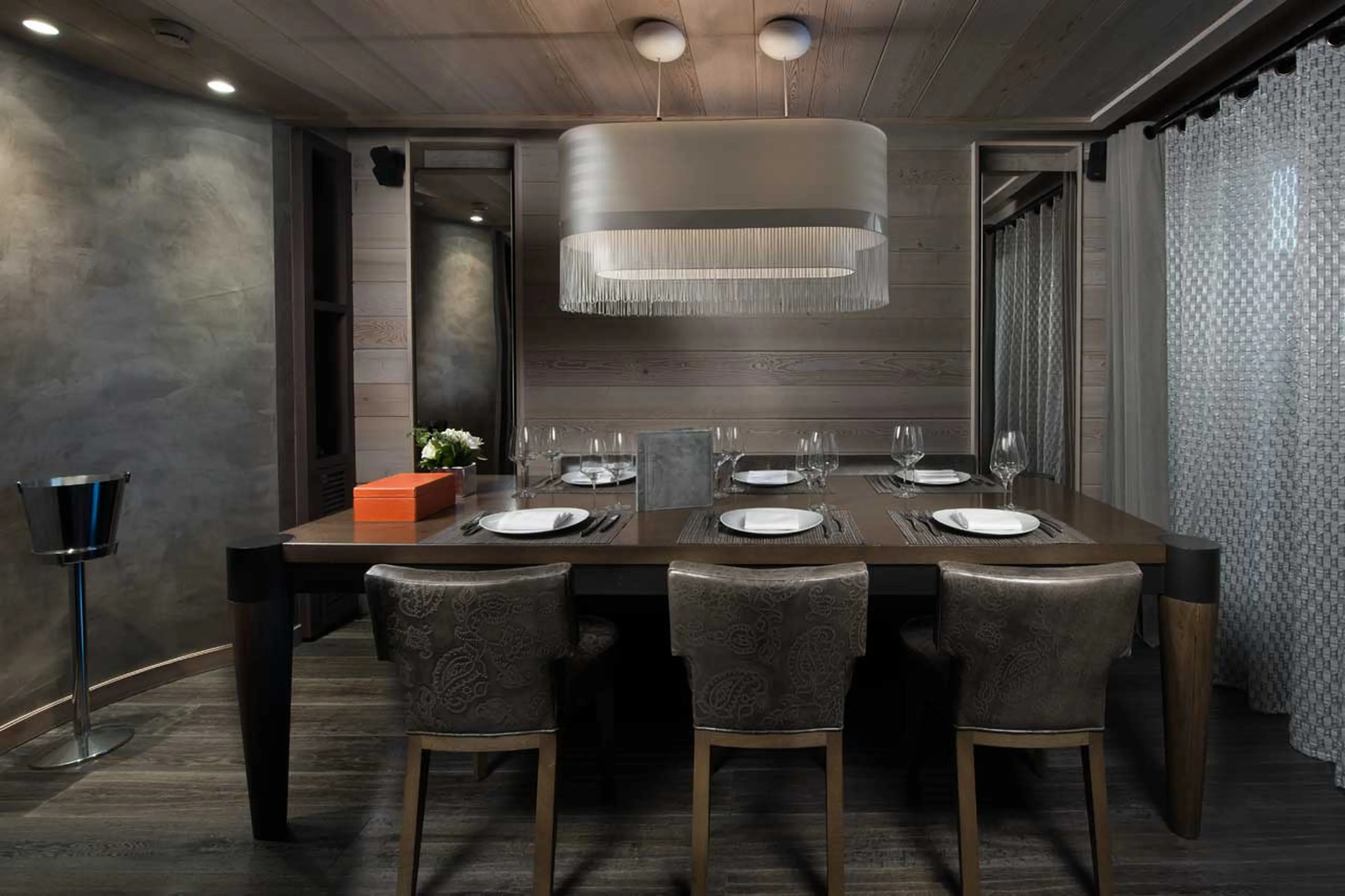 Dining area at Apartment Jade in Courchevel 1850