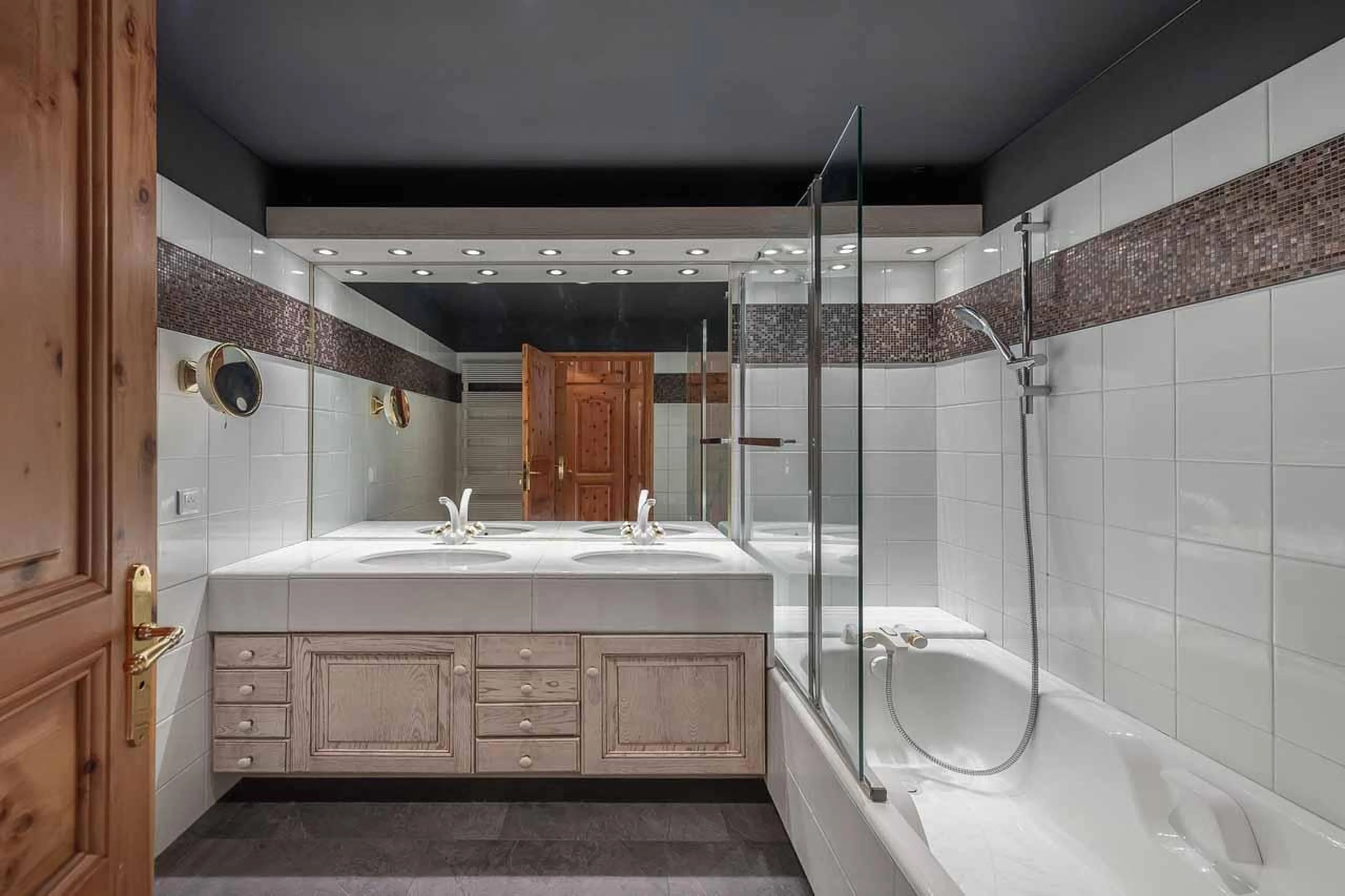 Bathroom one at Apartment Jean Blanc 3 in Courchevel 1850