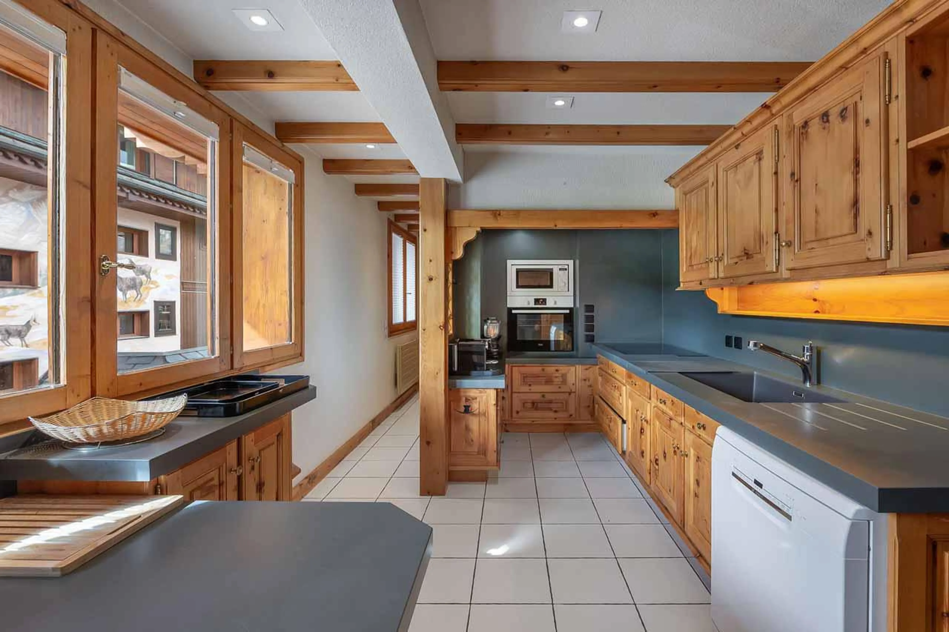 Kitchen at Apartment Jean Blanc 3 in Courchevel 1850