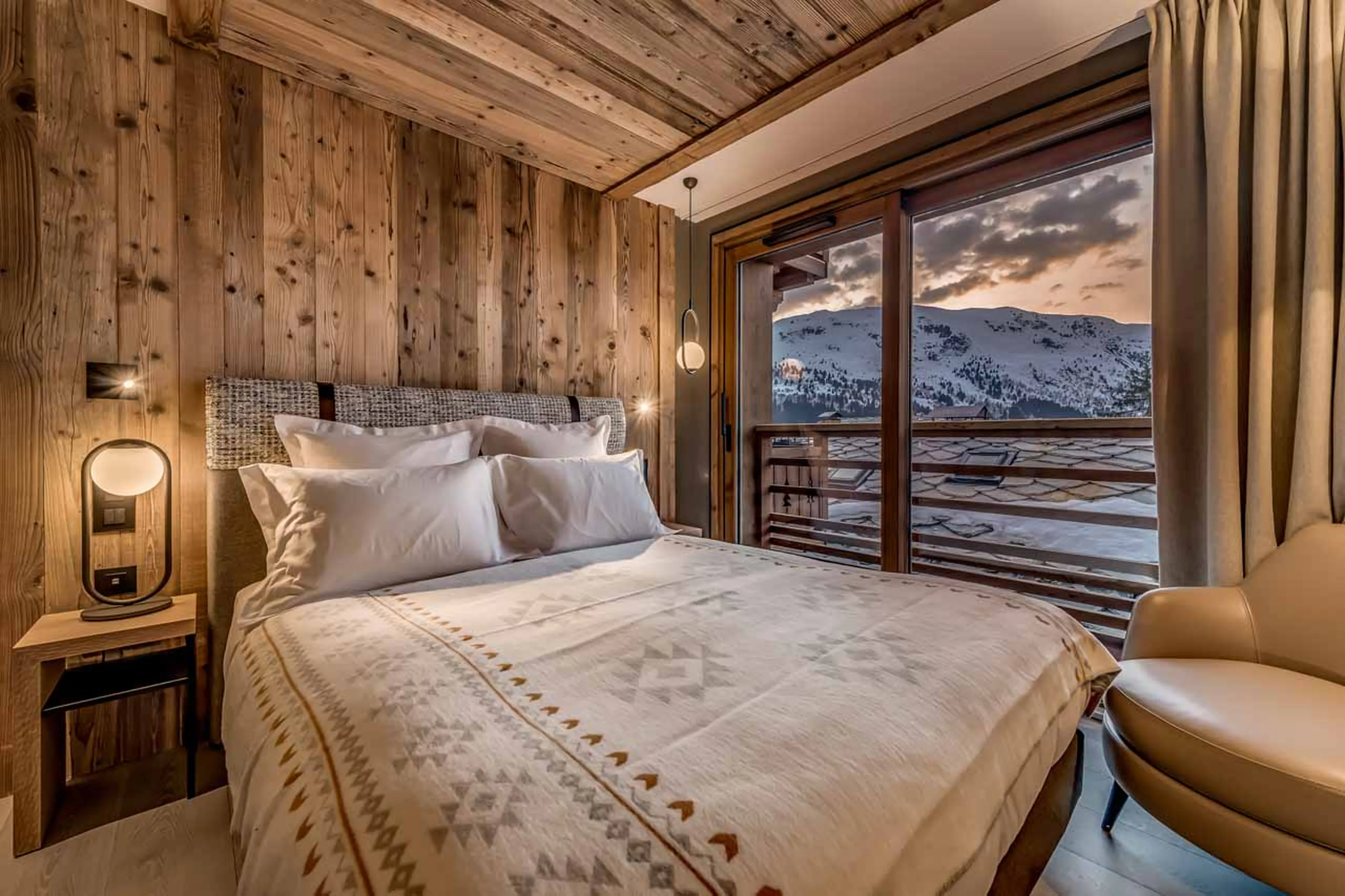 Bedroom one at Apartment Josanne in Meribel