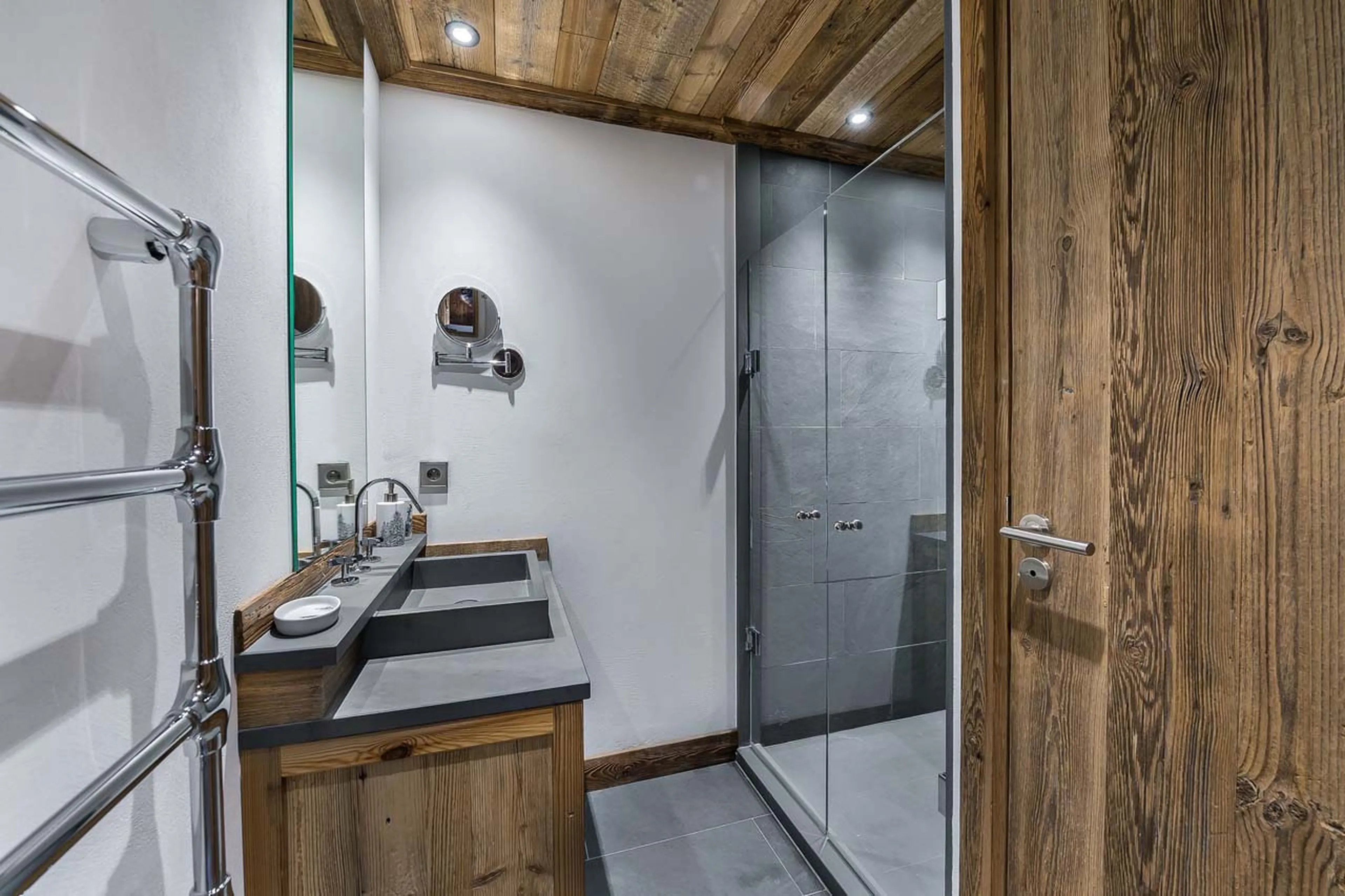 Bathroom four at Apartment La Canadienne 3 in Val d'Isere