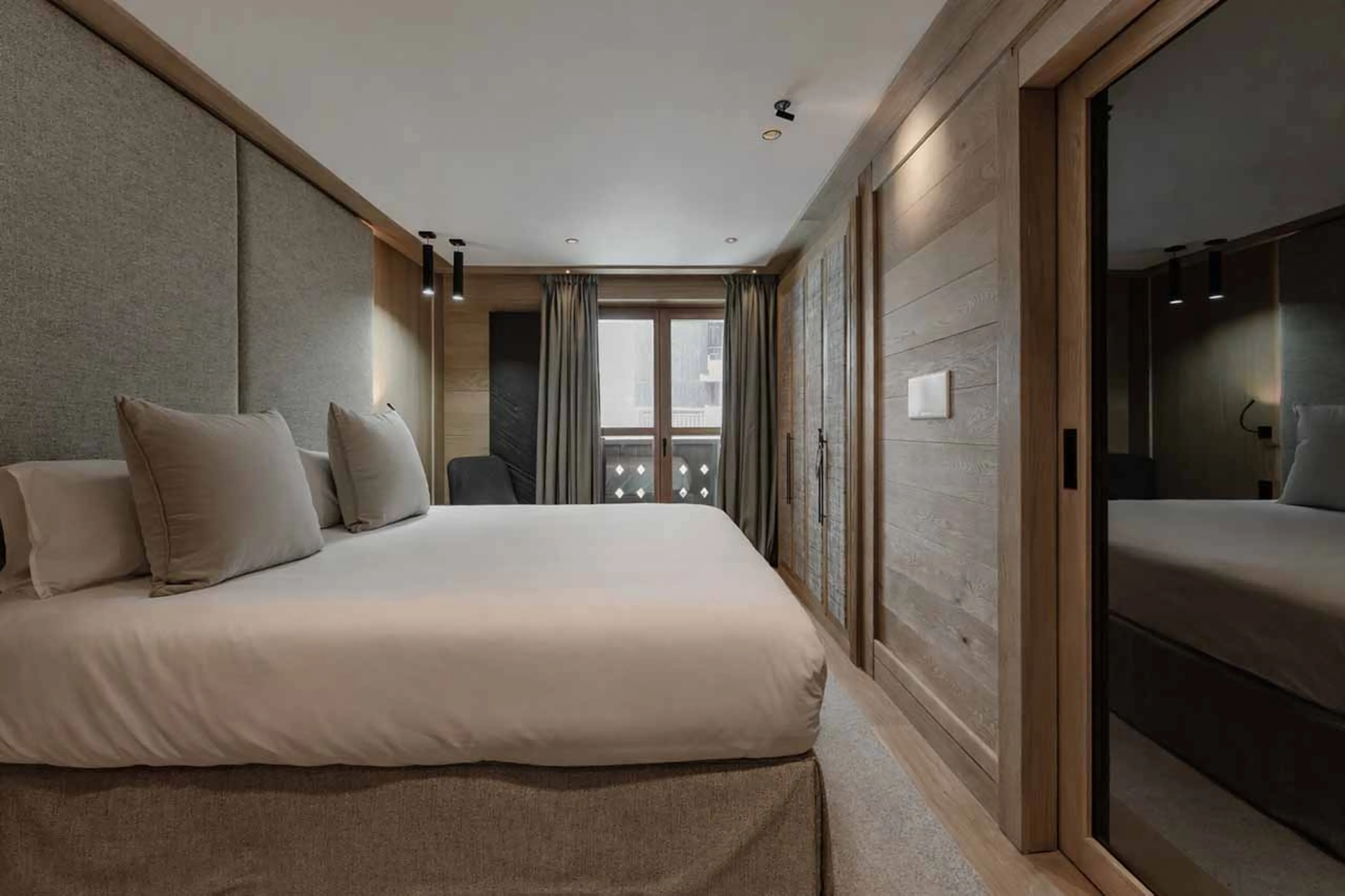 Bedroom 2 at Le Cinq, Val d'Isere