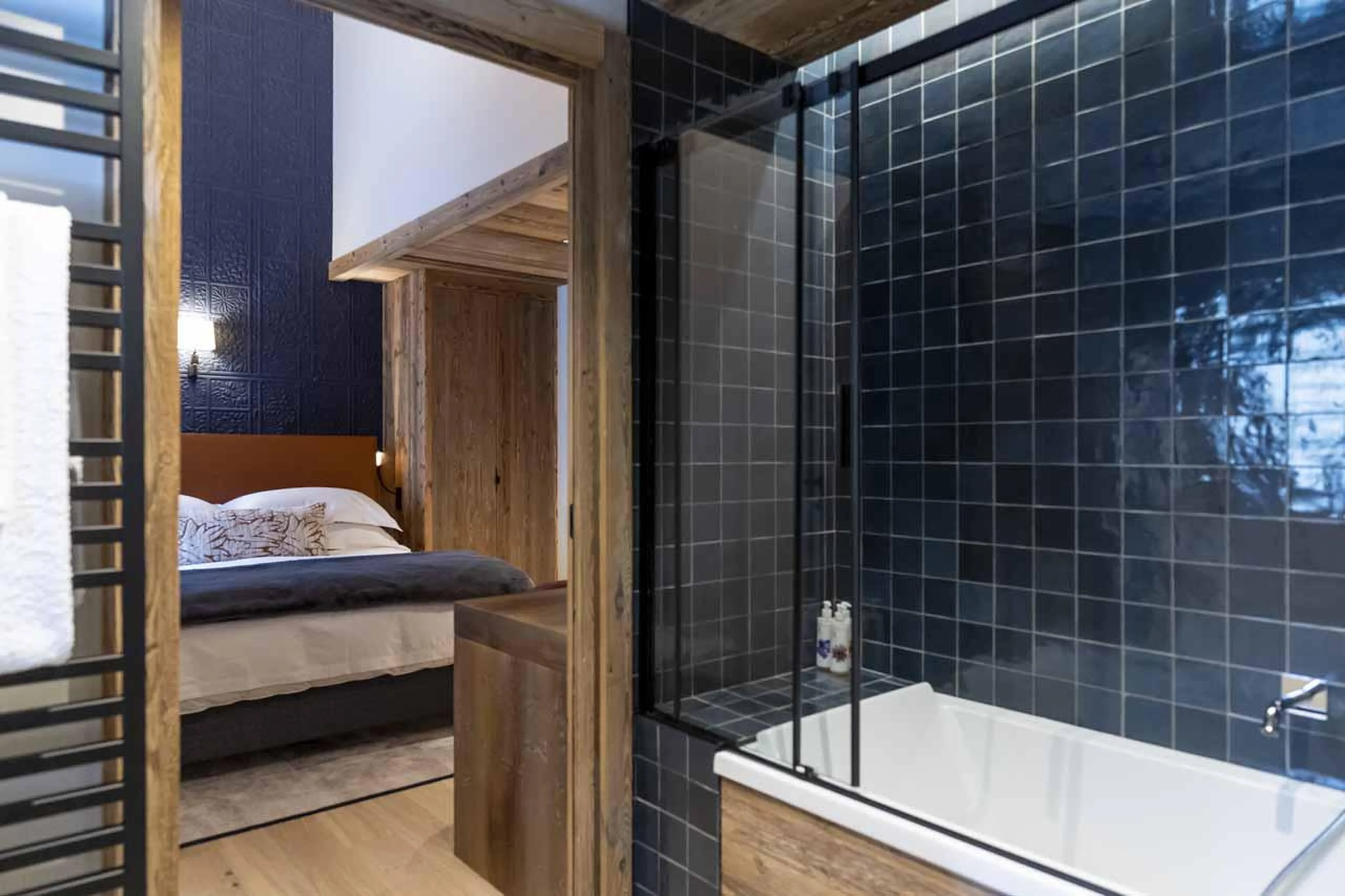En-suite bathroom at Apartment Le Cygne in Meribel