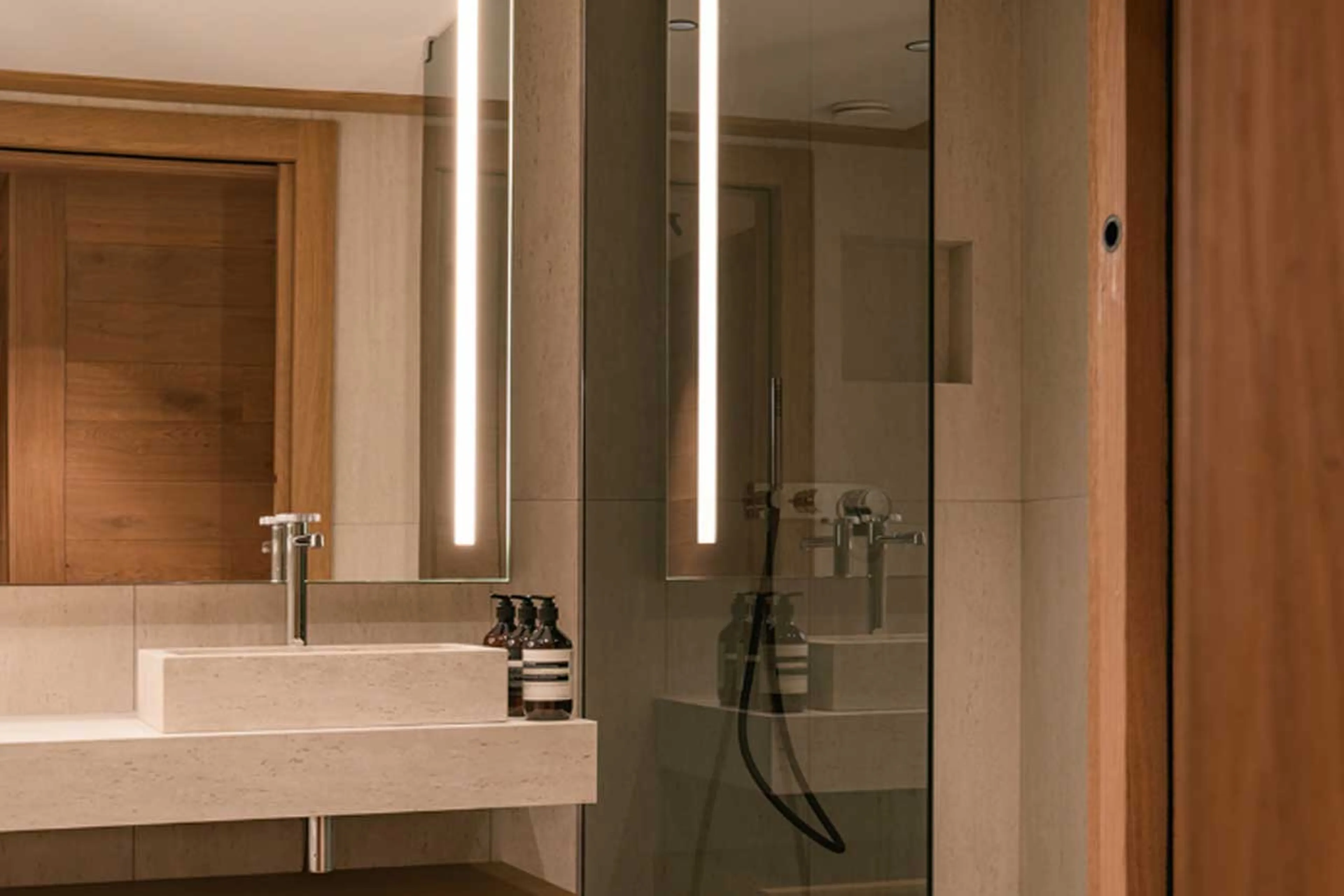 Bedroom 4 en-suite Apartment Le Parc Beaumont in Val d'Isere