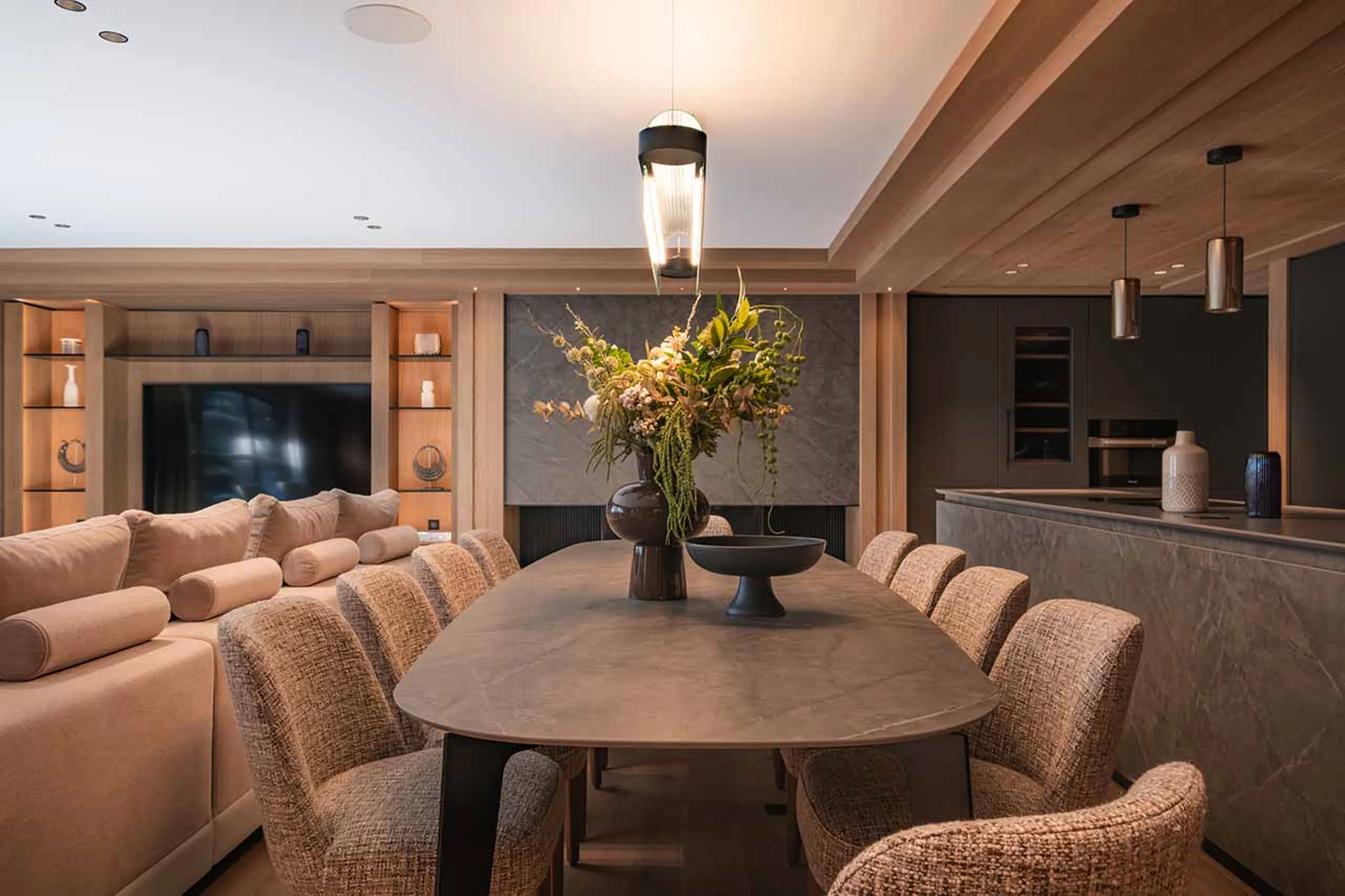 Dining area of Apartment Le Parc Beaumont in Val d'Isere
