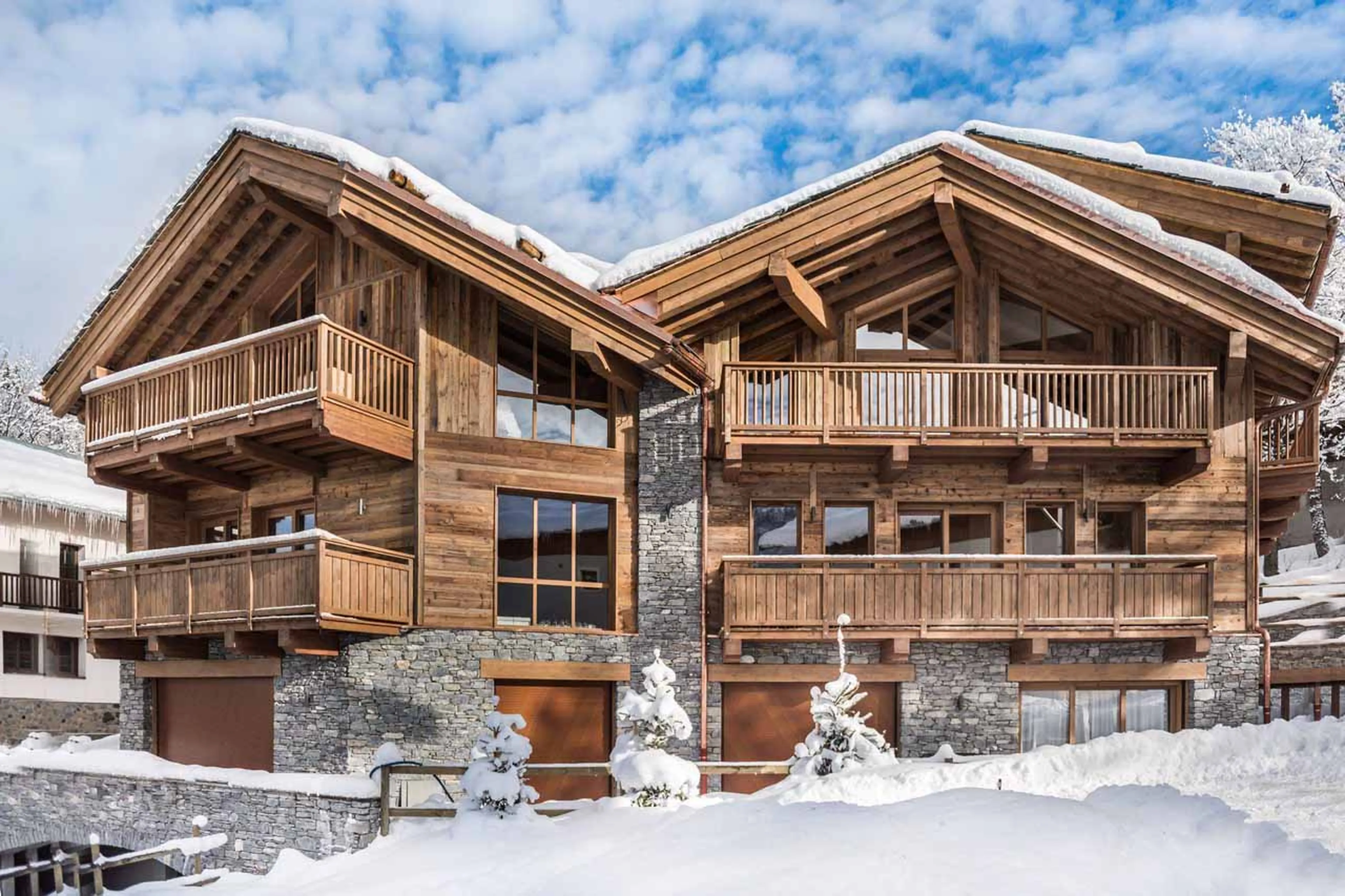 Apartment Les Belles Alpes 1 in Meribel is close to the centre of the village