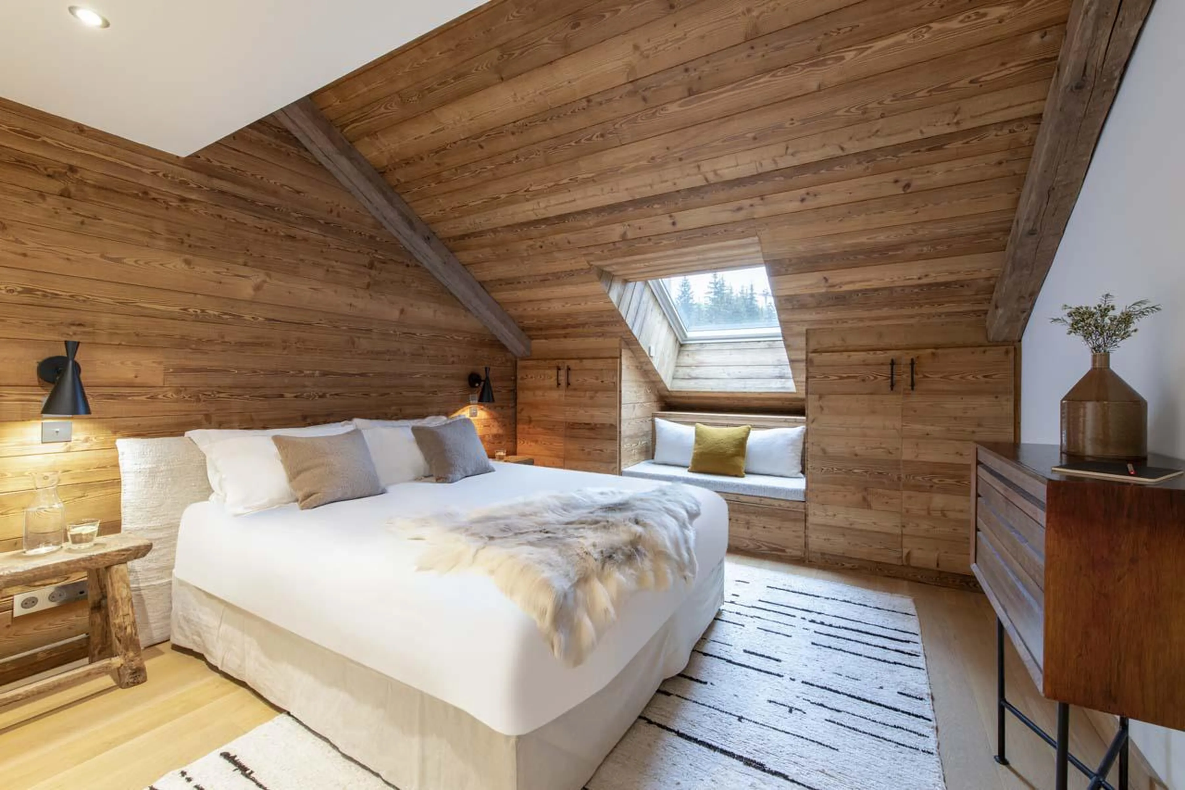 Bedroom five at Apartment Nanuq in Meribel