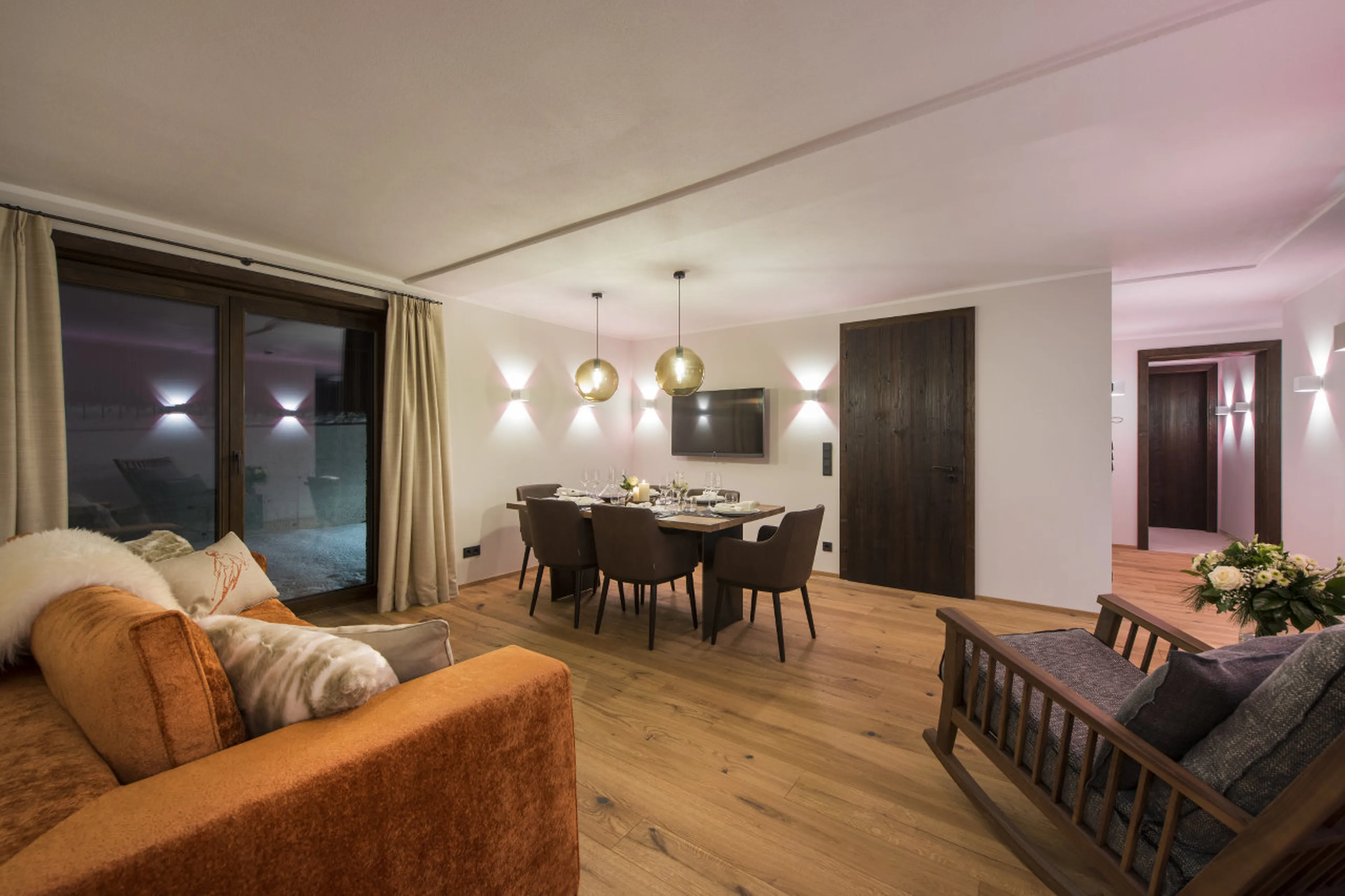 Living area of Nidus Apartment 1 in Lech with TV