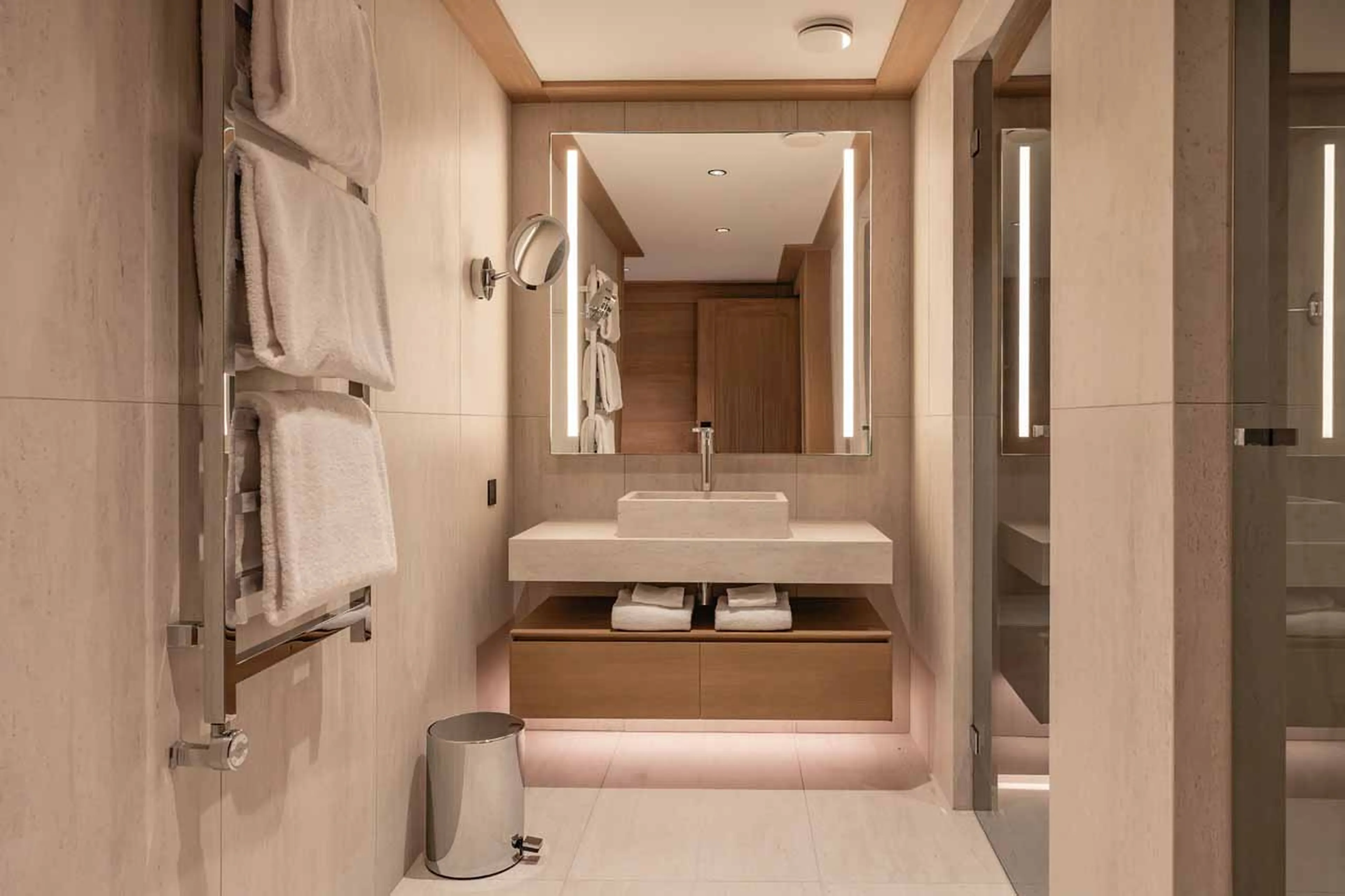 Bedroom 3 en-suite at Apartment Pistini in Val d'Isere