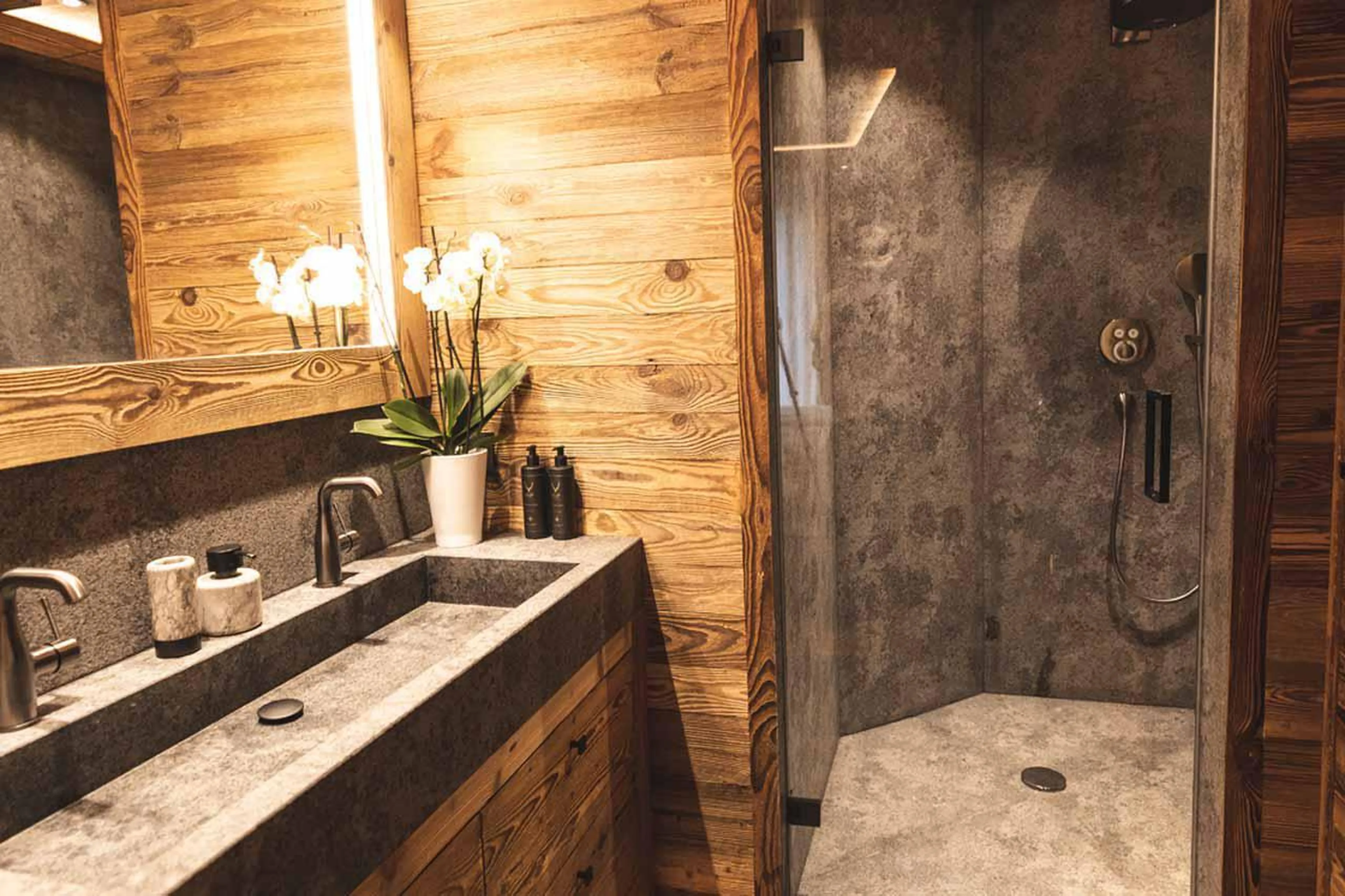Shower room at Apartment Quartz 103 in Chamonix