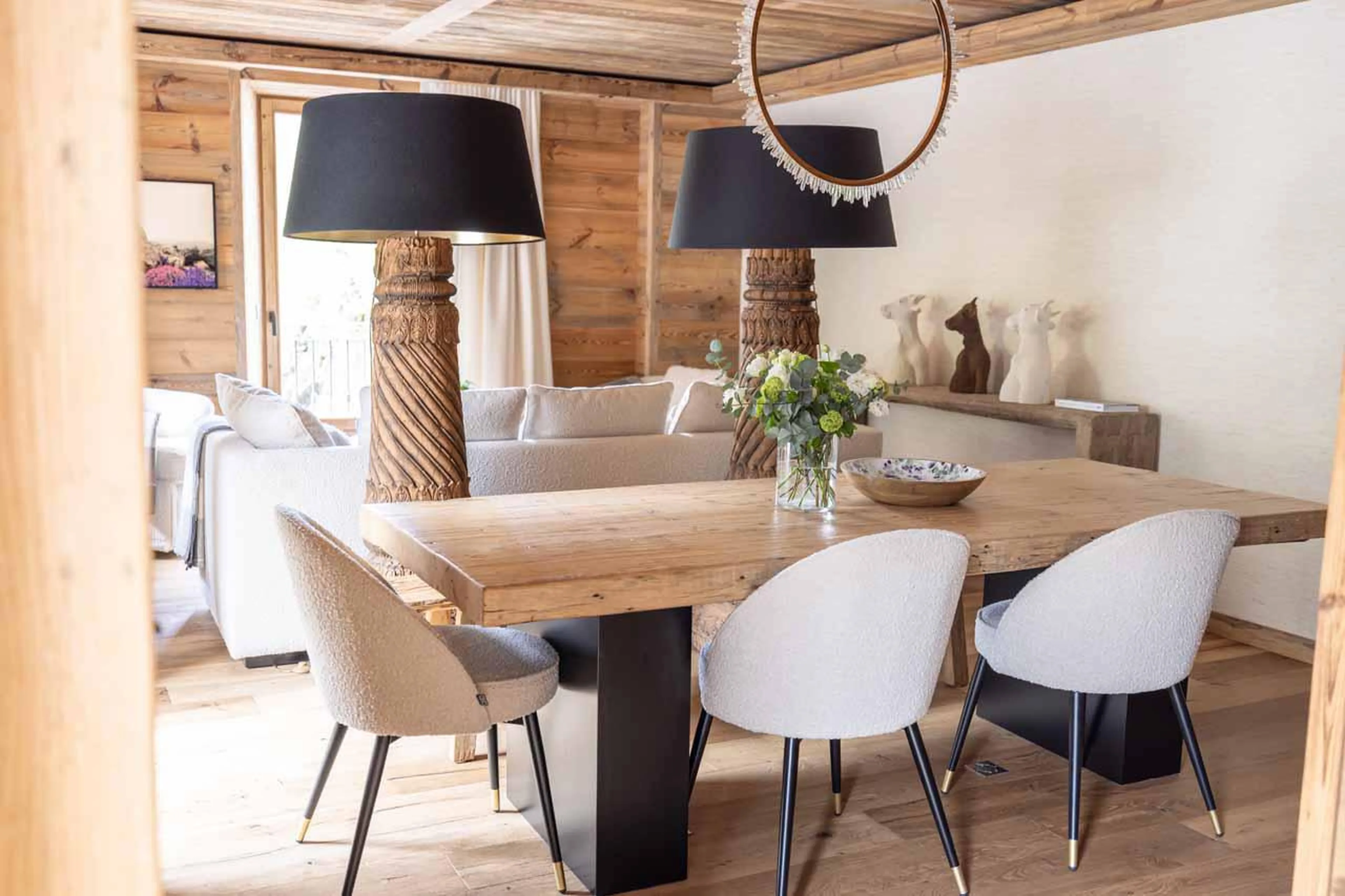 Dining area at Apartment Quartz 103 in Chamonix
