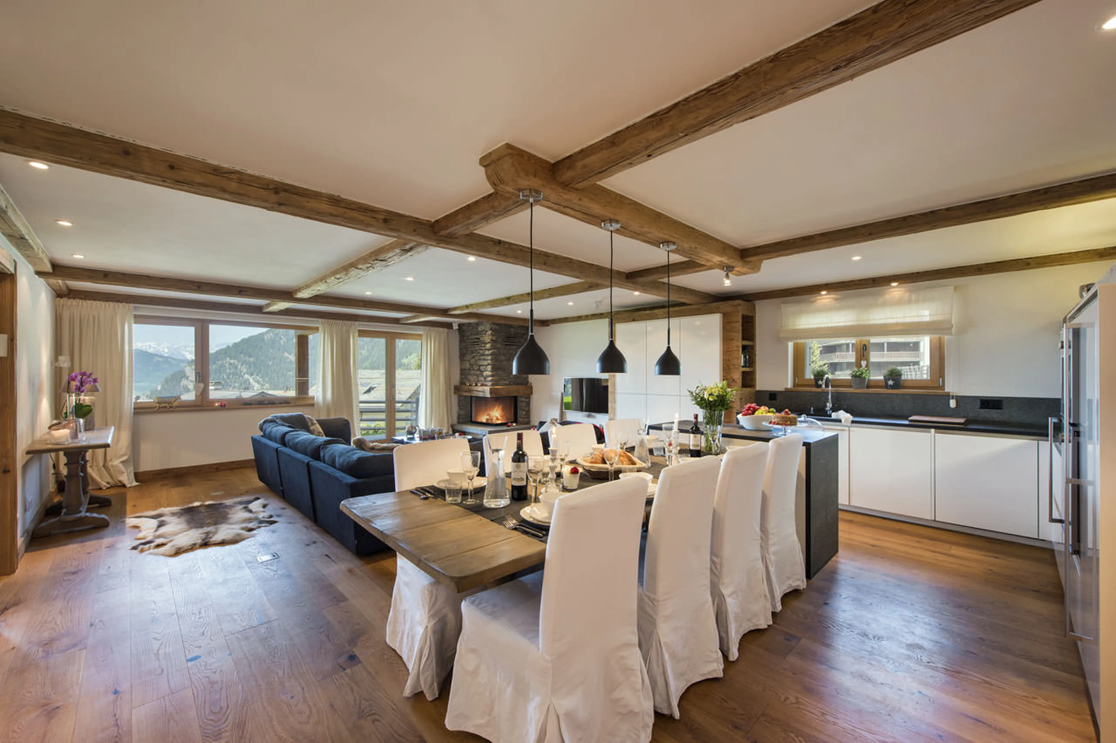 Kitchen and dining area of Apartment Saana in Verbier