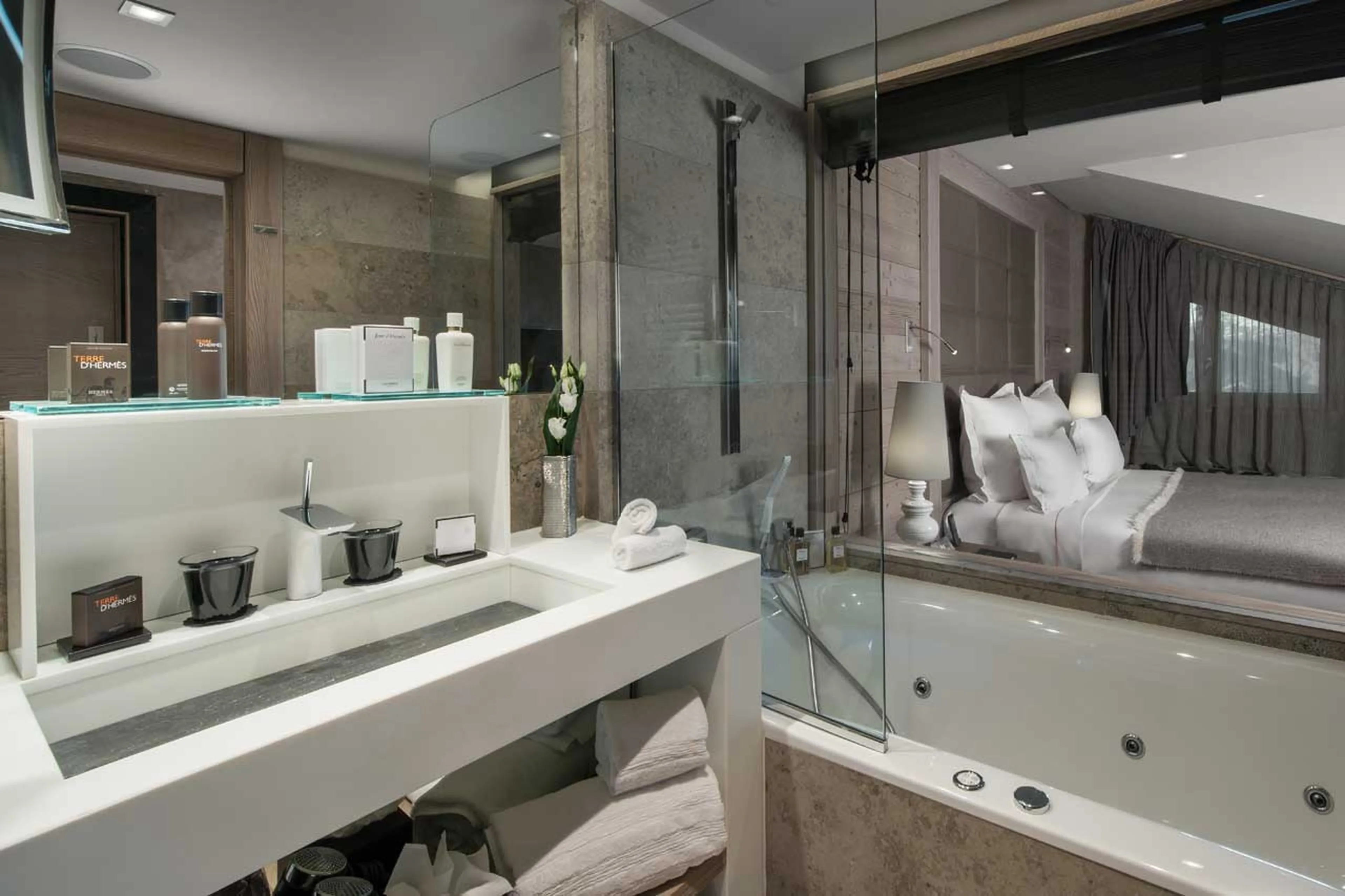 Bathroom one at Apartment Serpentine in Courchevel 1850