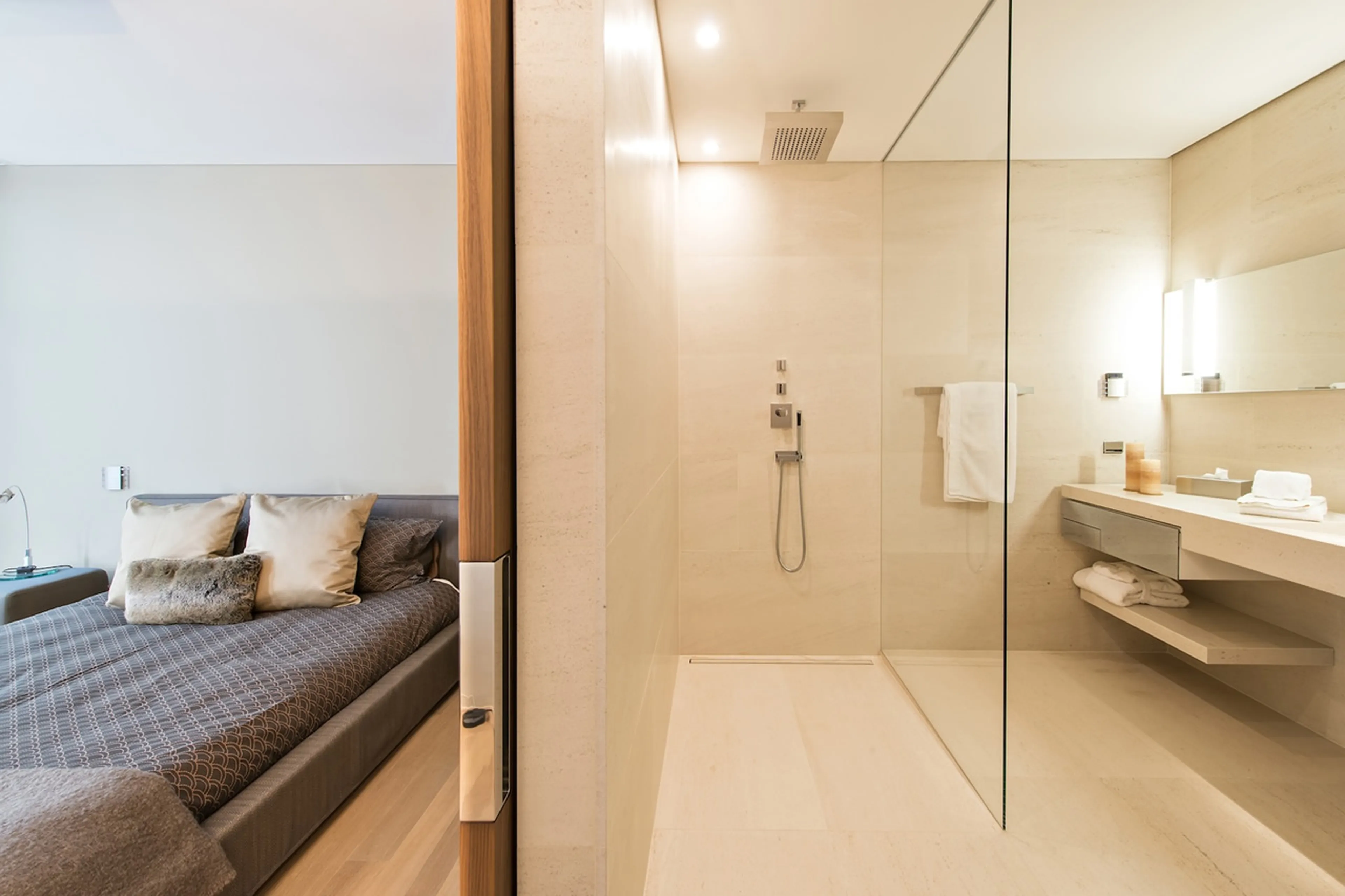 Double bedroom with en-suite at The Loft in St Moritz