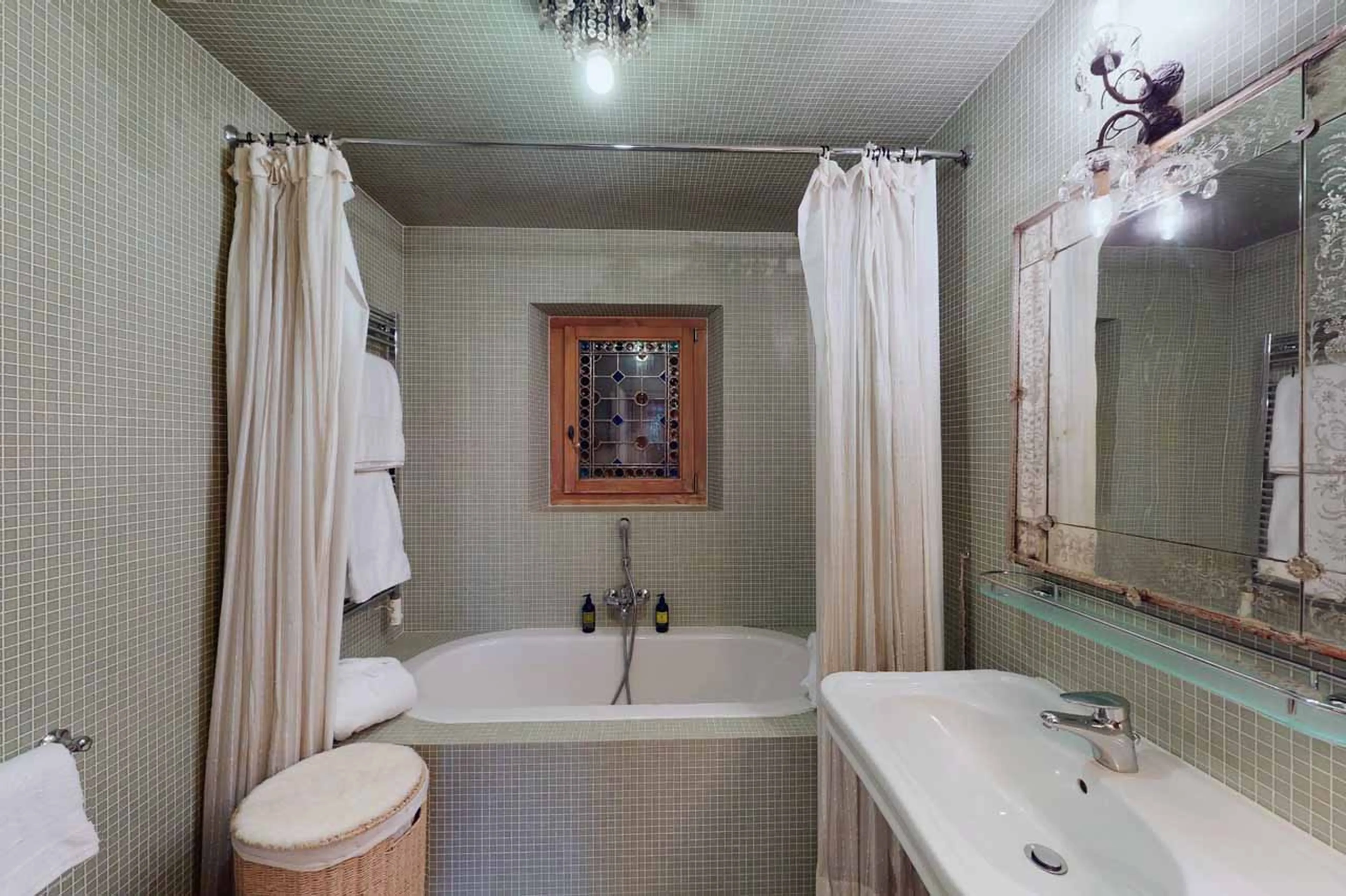 Bedroom 3 en-suite at Chalet Tobias in St Moritz