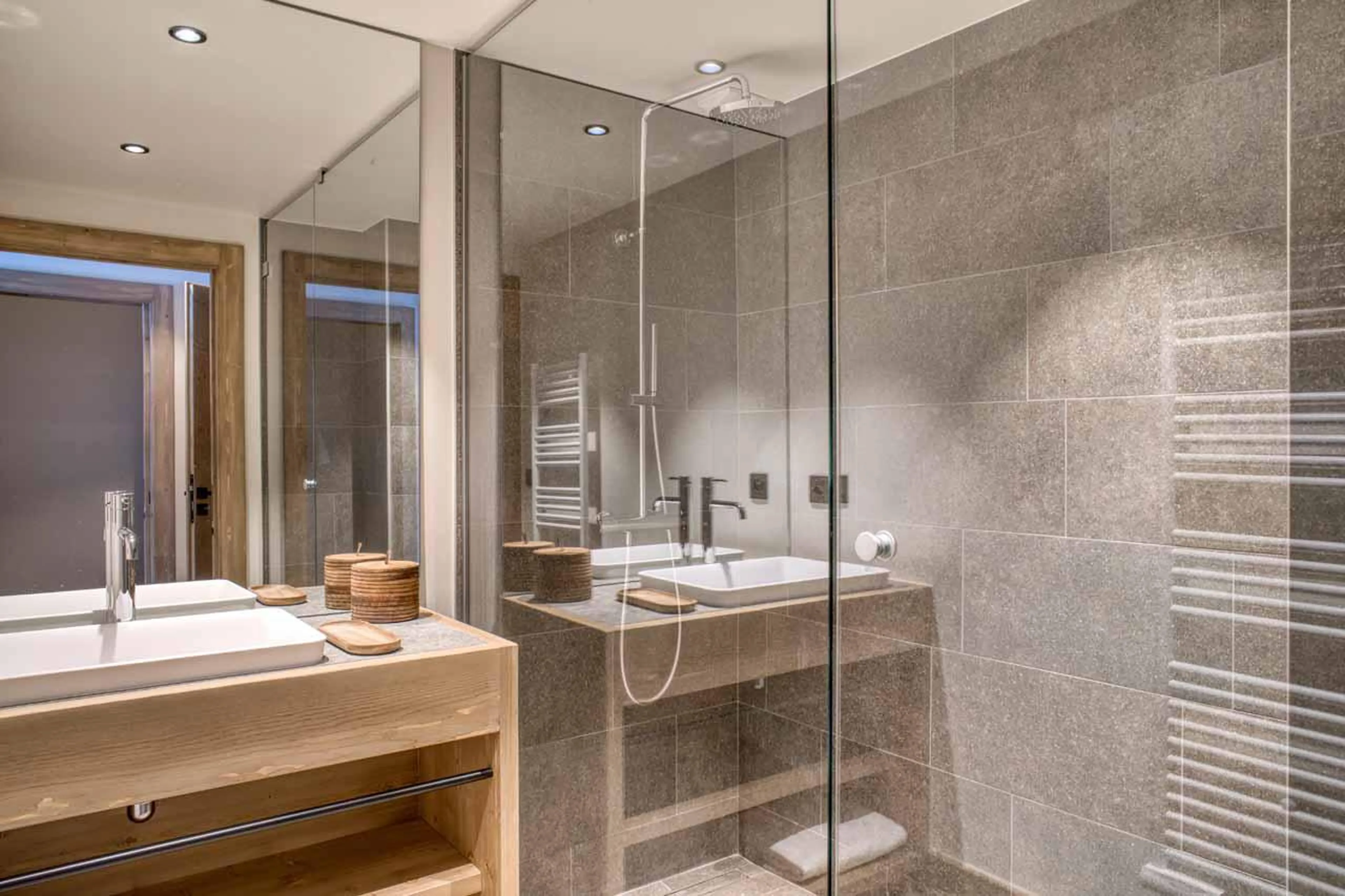 Shower in bedroom two at Apartment Tourmaline in Megeve