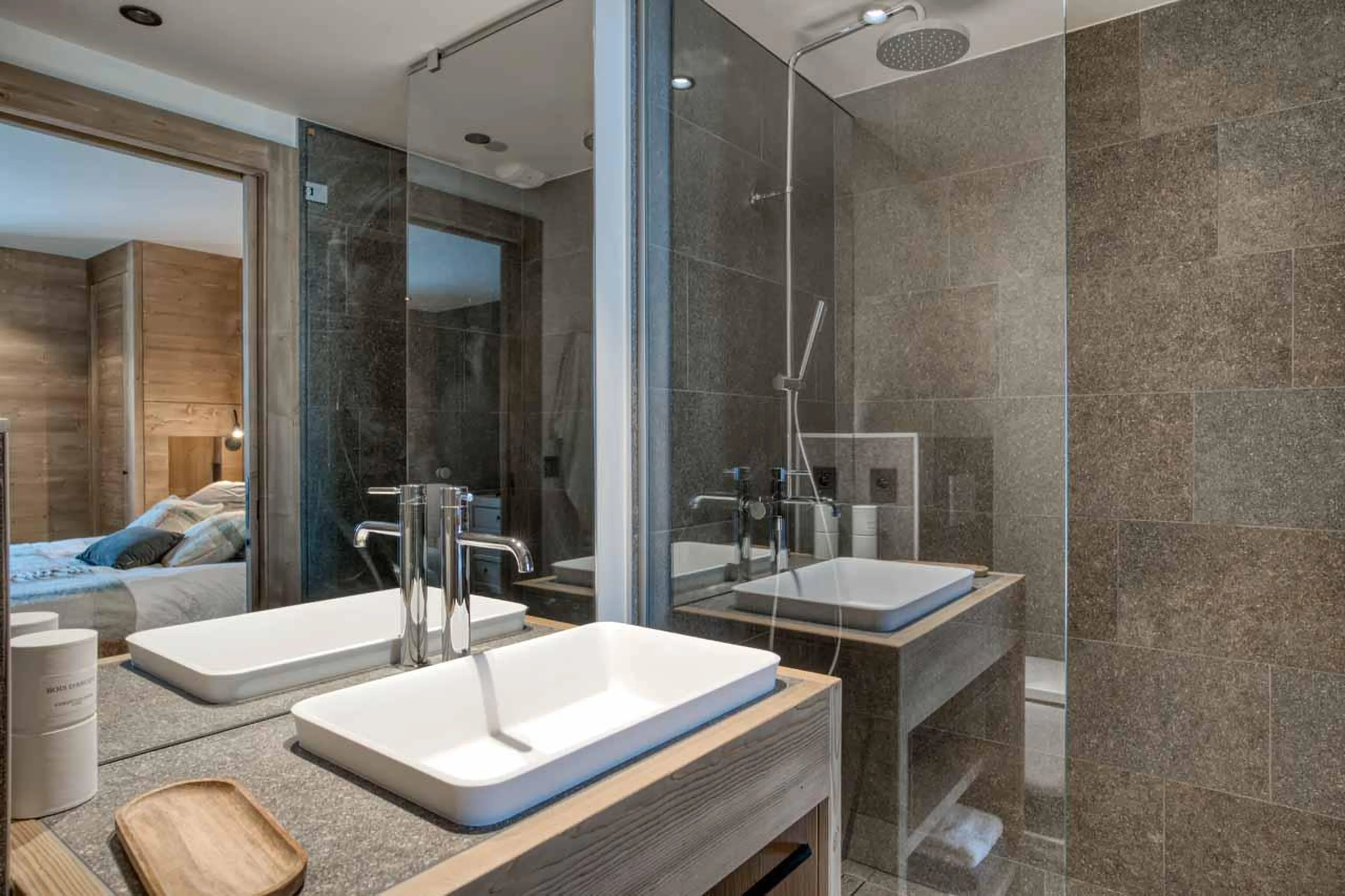 Shower room four at Apartment Tourmaline in Megeve