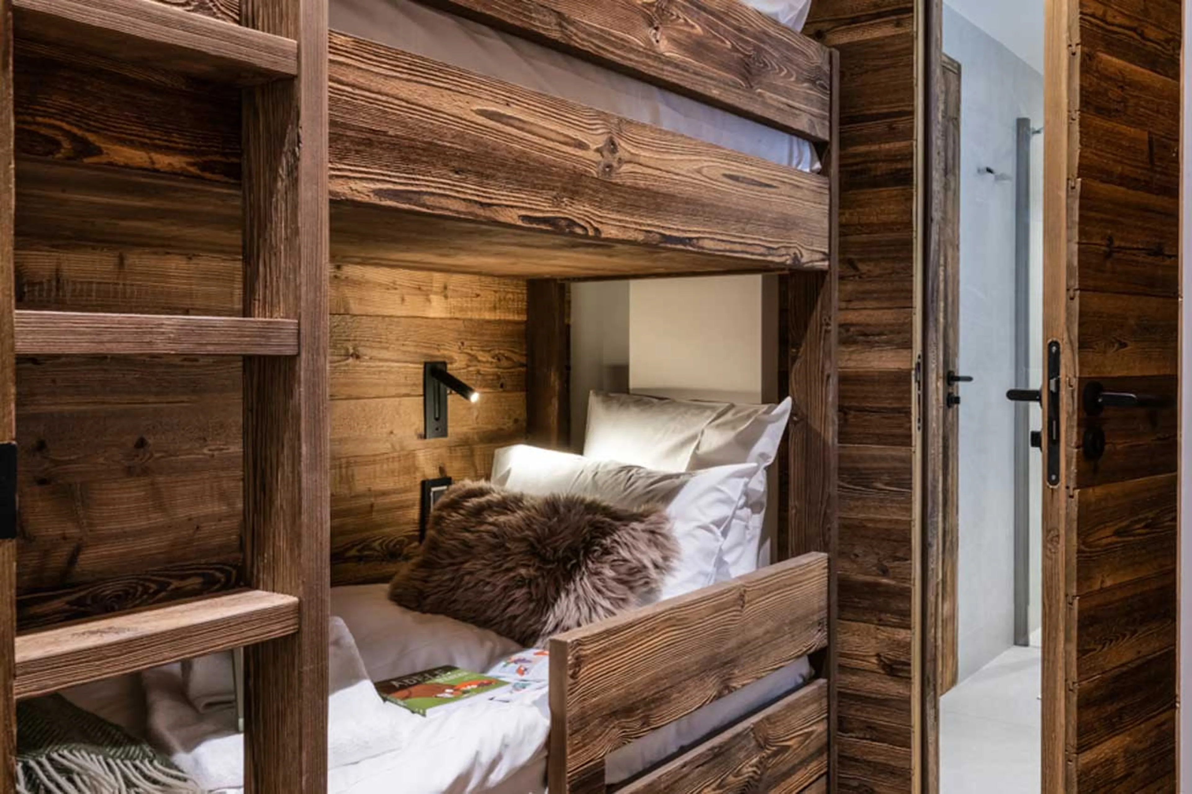 Bedroom 3 cabin room at Apartment Vail Lodge A02 in Val d'Isere