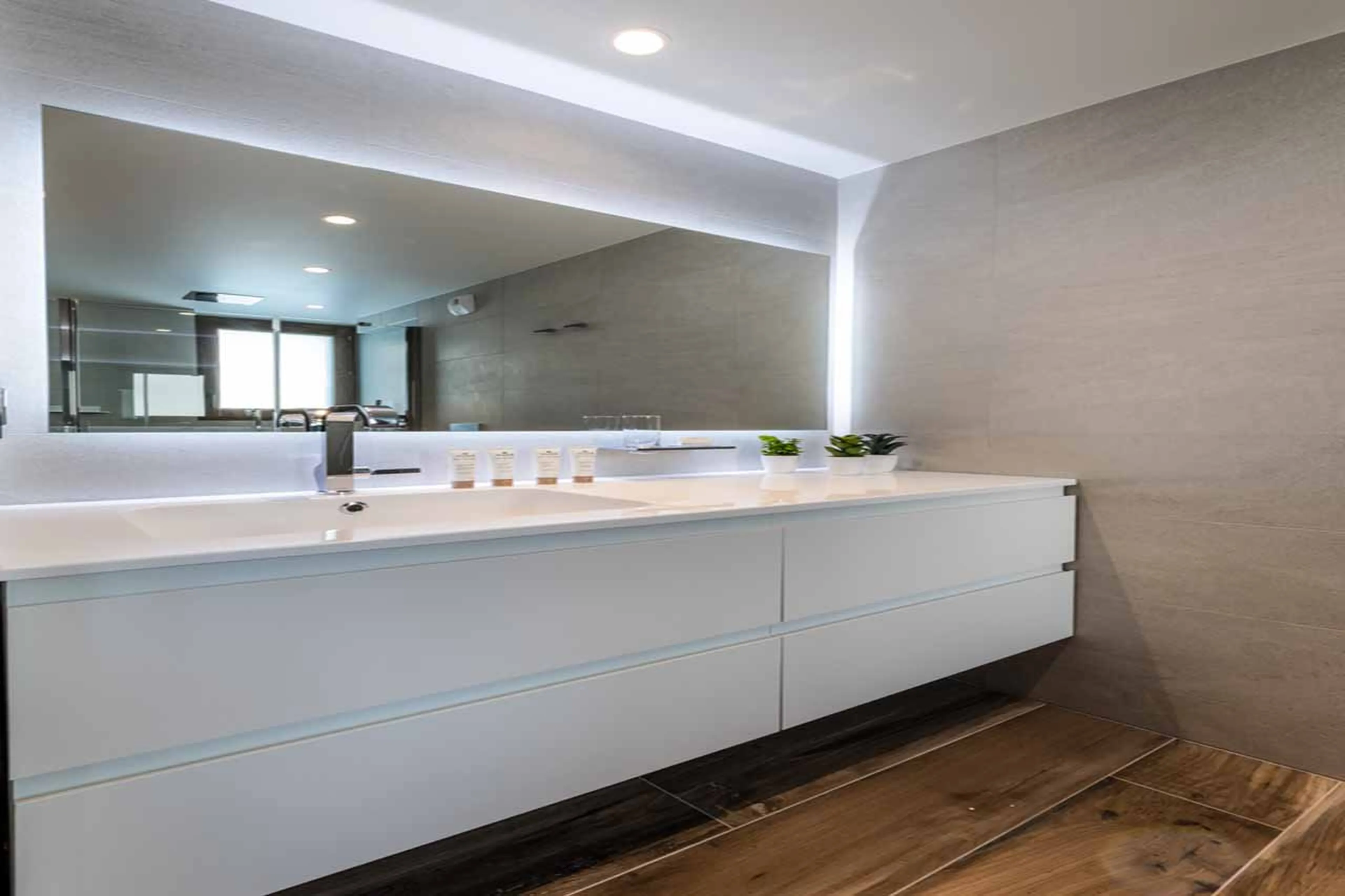 Bedroom 4 ensuite at Apartment Vail Lodge B31 in Val d'Isere