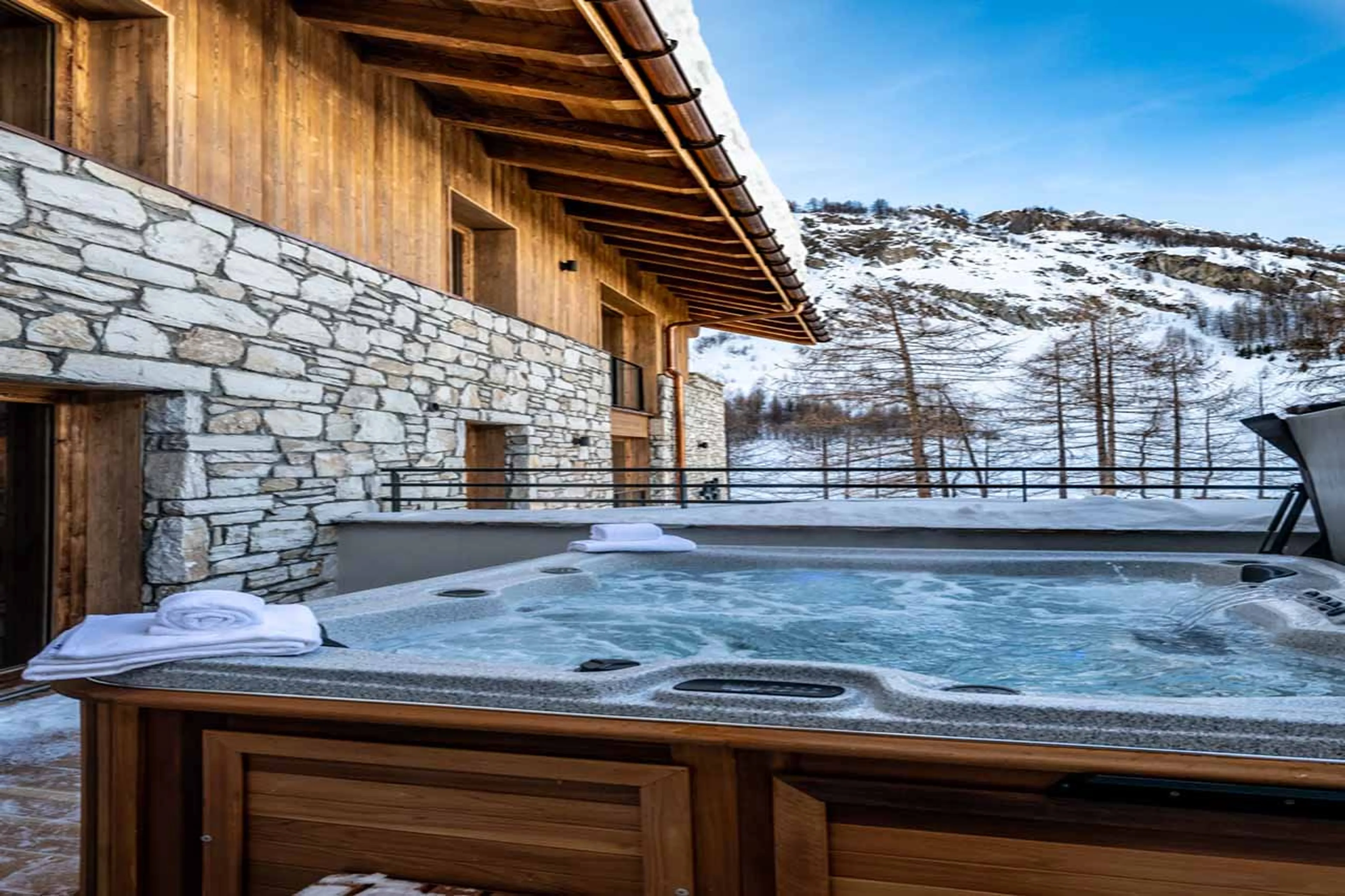 Hot tub at Apartment Vail Lodge B31 in Val d'Isere