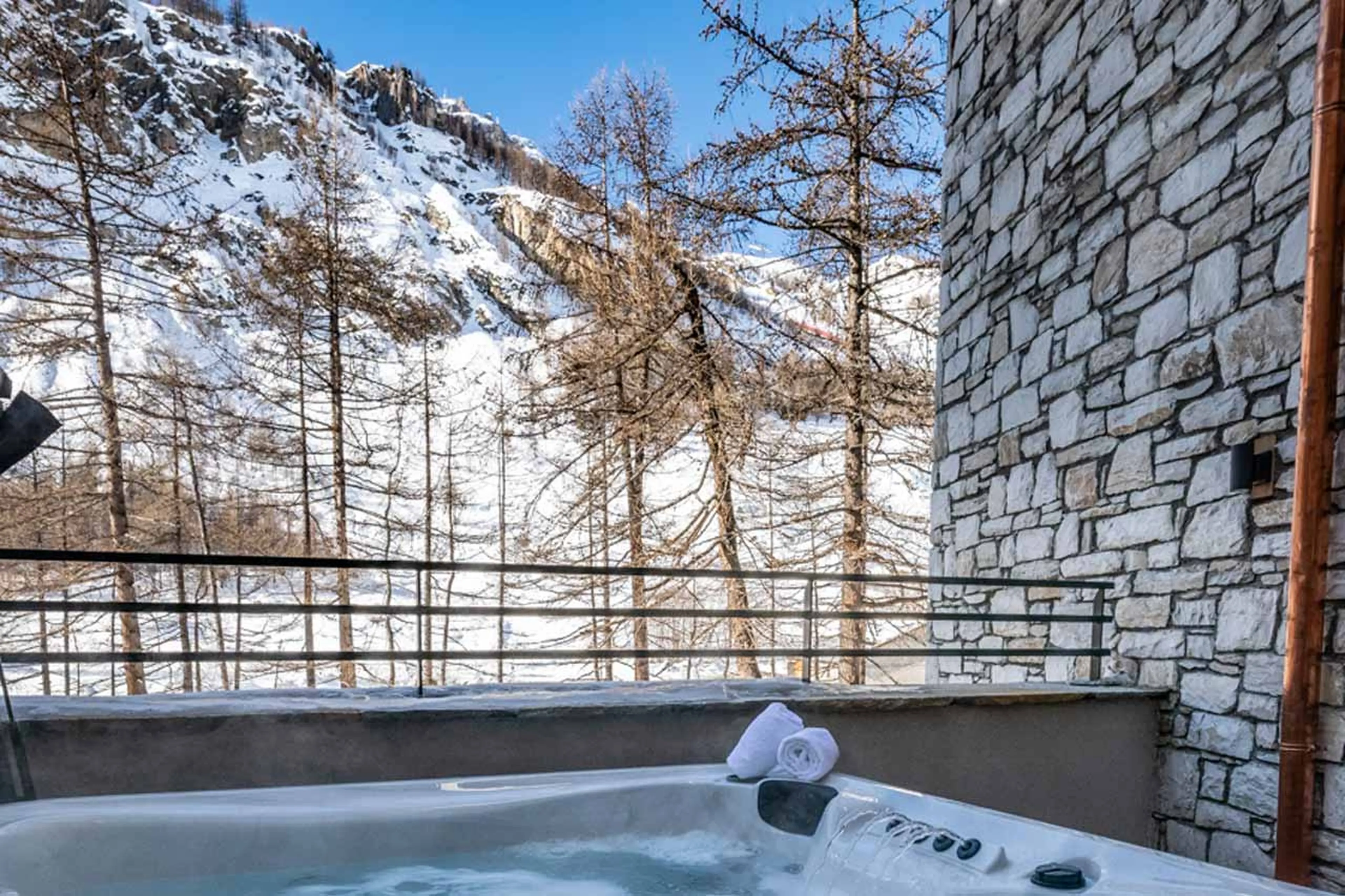 View from hot tub of Apartment Vail Lodge A12 in Val d'Isere