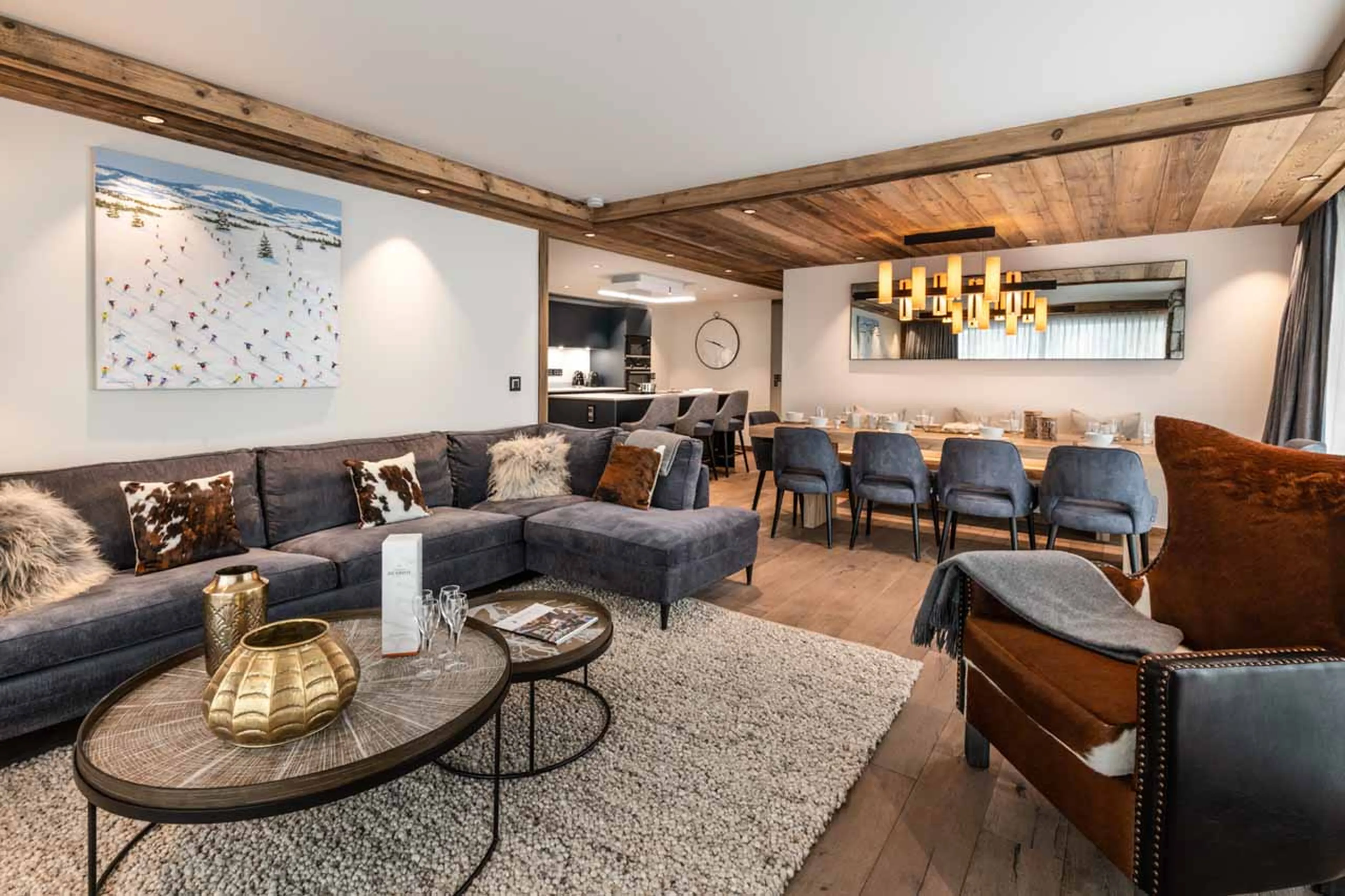 Open plan living at Vail Lodge Apartment B12, Val d'Isere