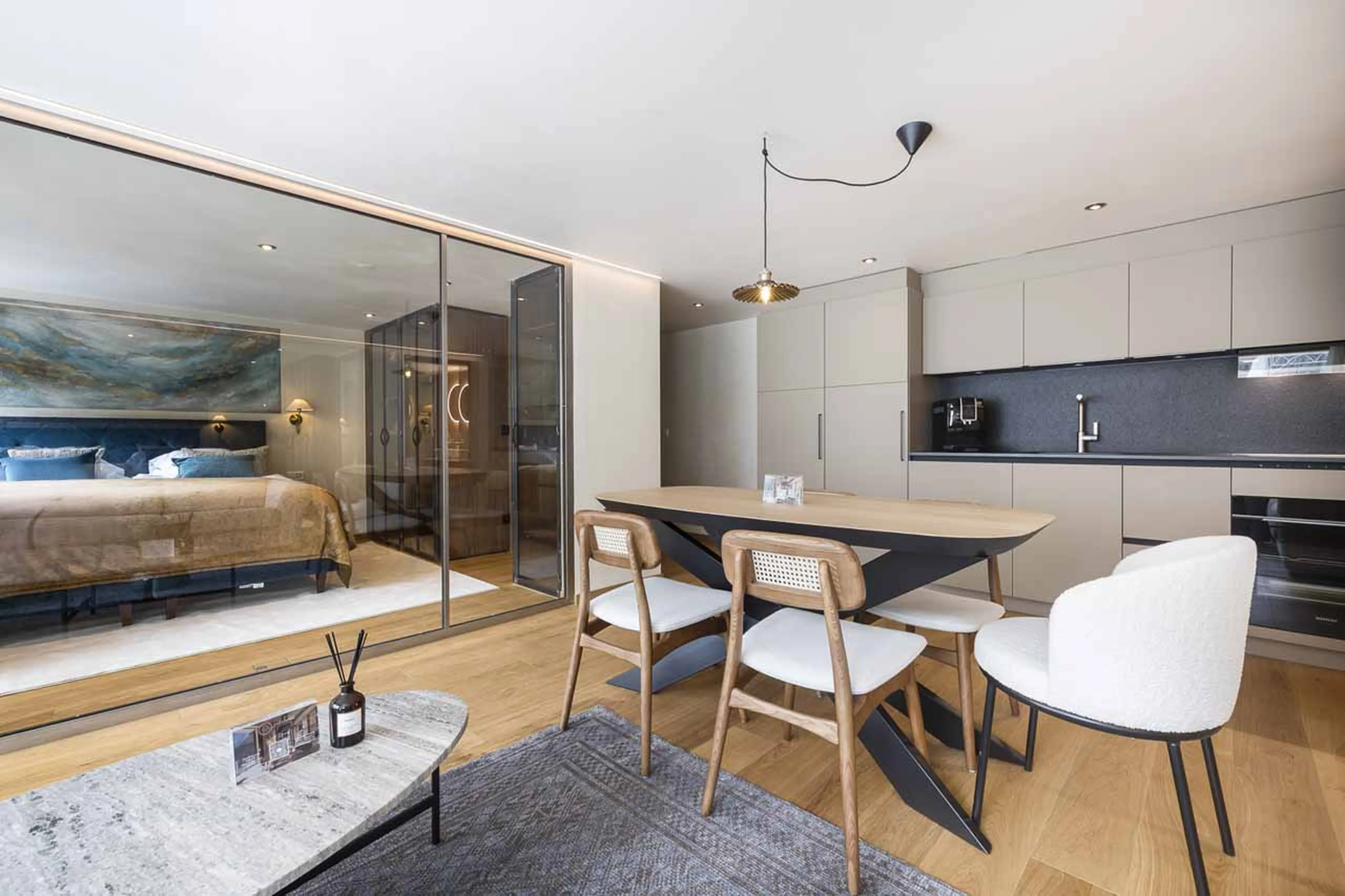 Dining area and kitchen at Apartment Wild Heart in Zermatt