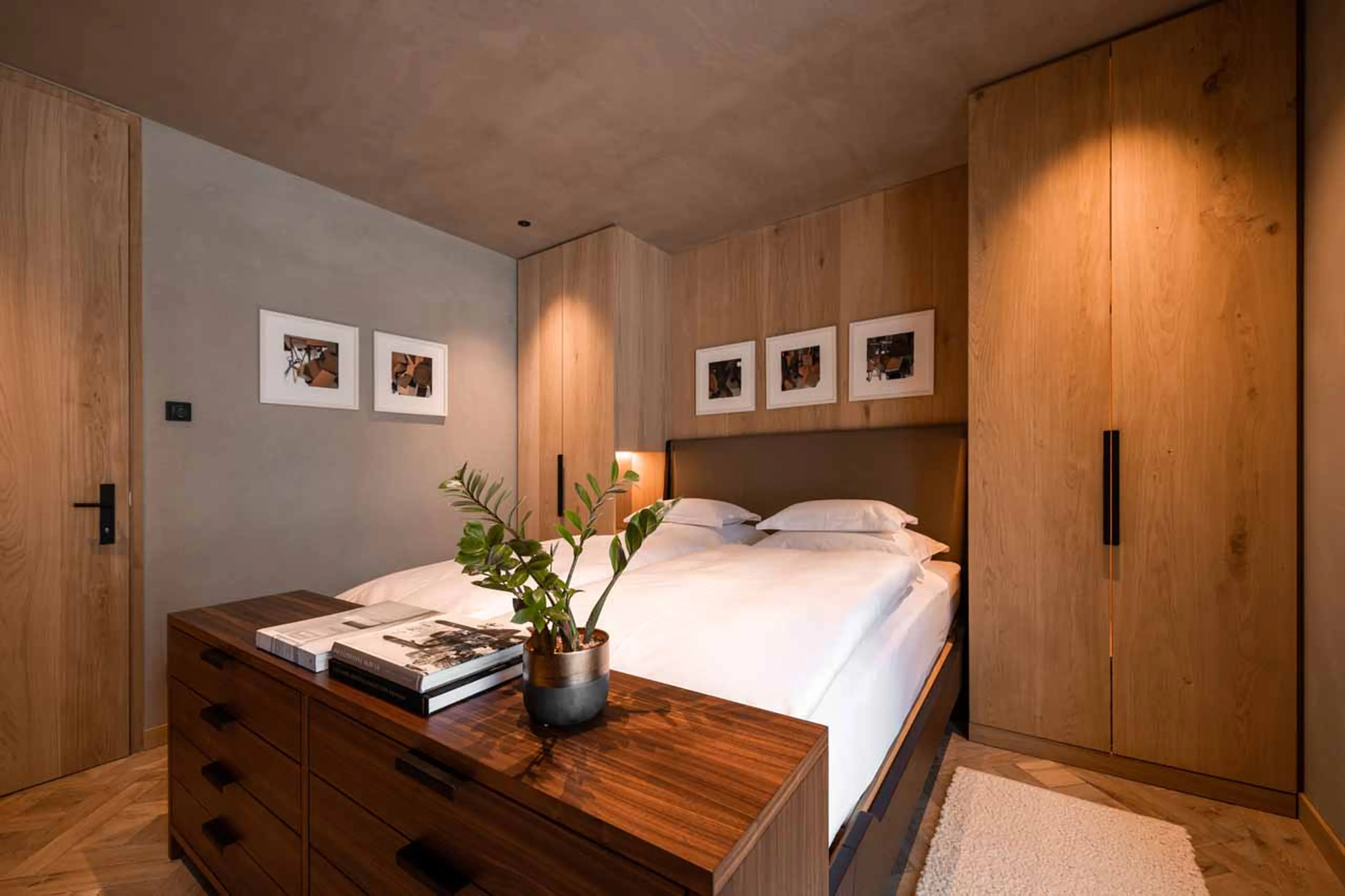 Bedroom 1 at Arla Modern Art Suite in Lech