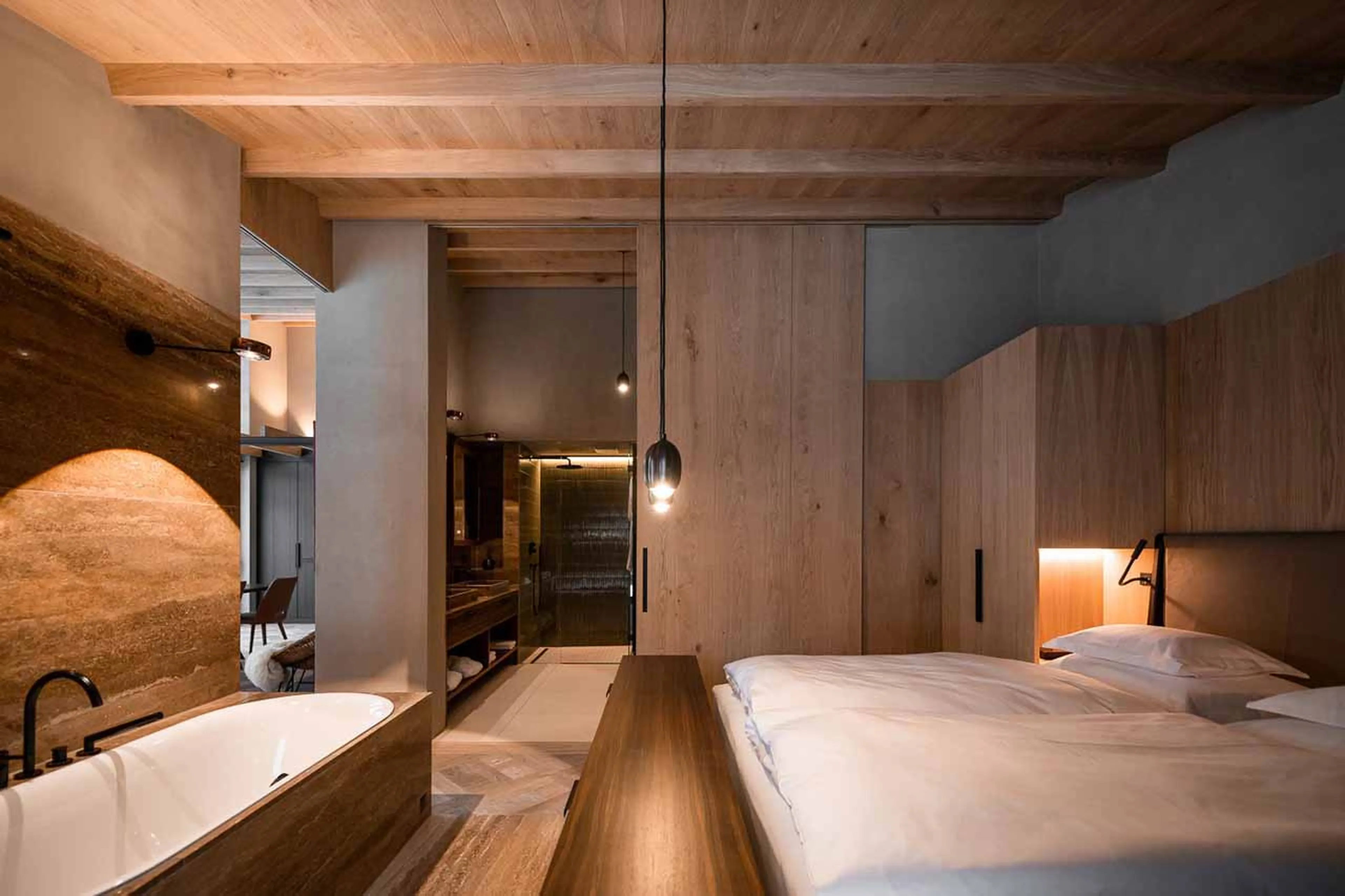 Bedroom 1 bath at Arla Vintage Suite in Lech
