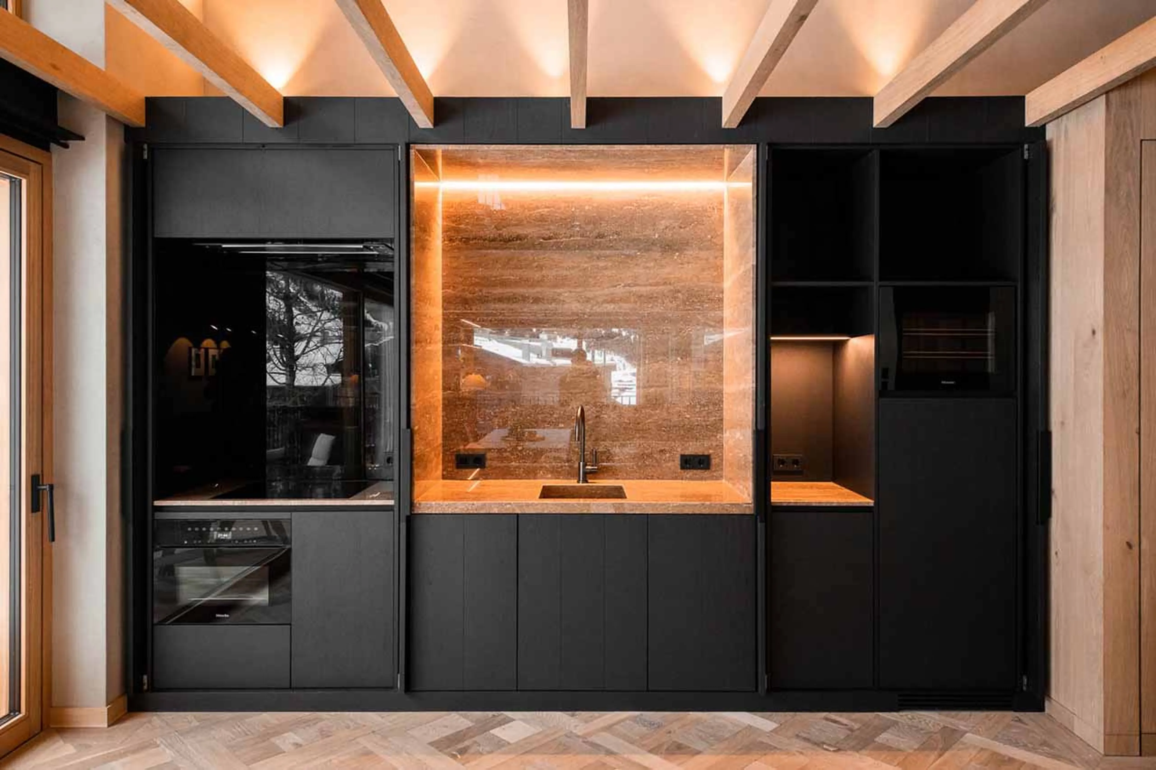 Kitchenette at Arla Vintage Suite in Lech