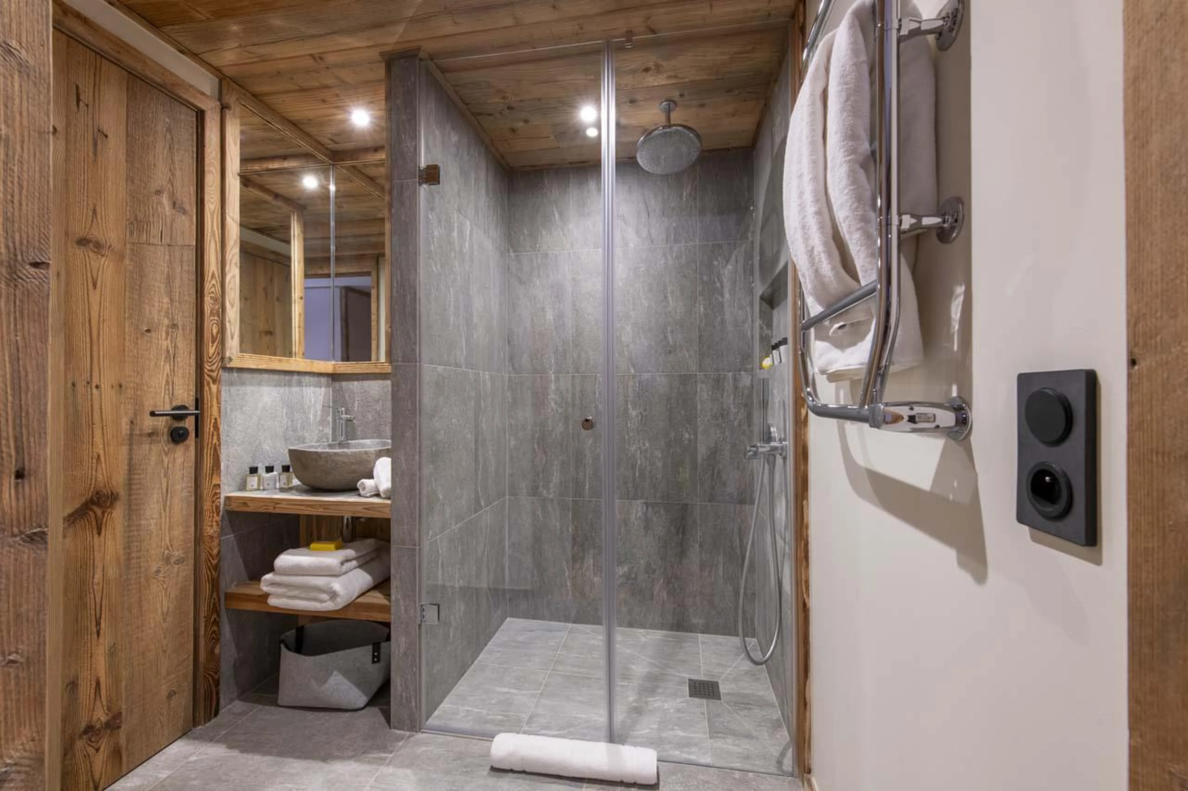 Shower room at Arolay Apartment 2 in Val d'Isere