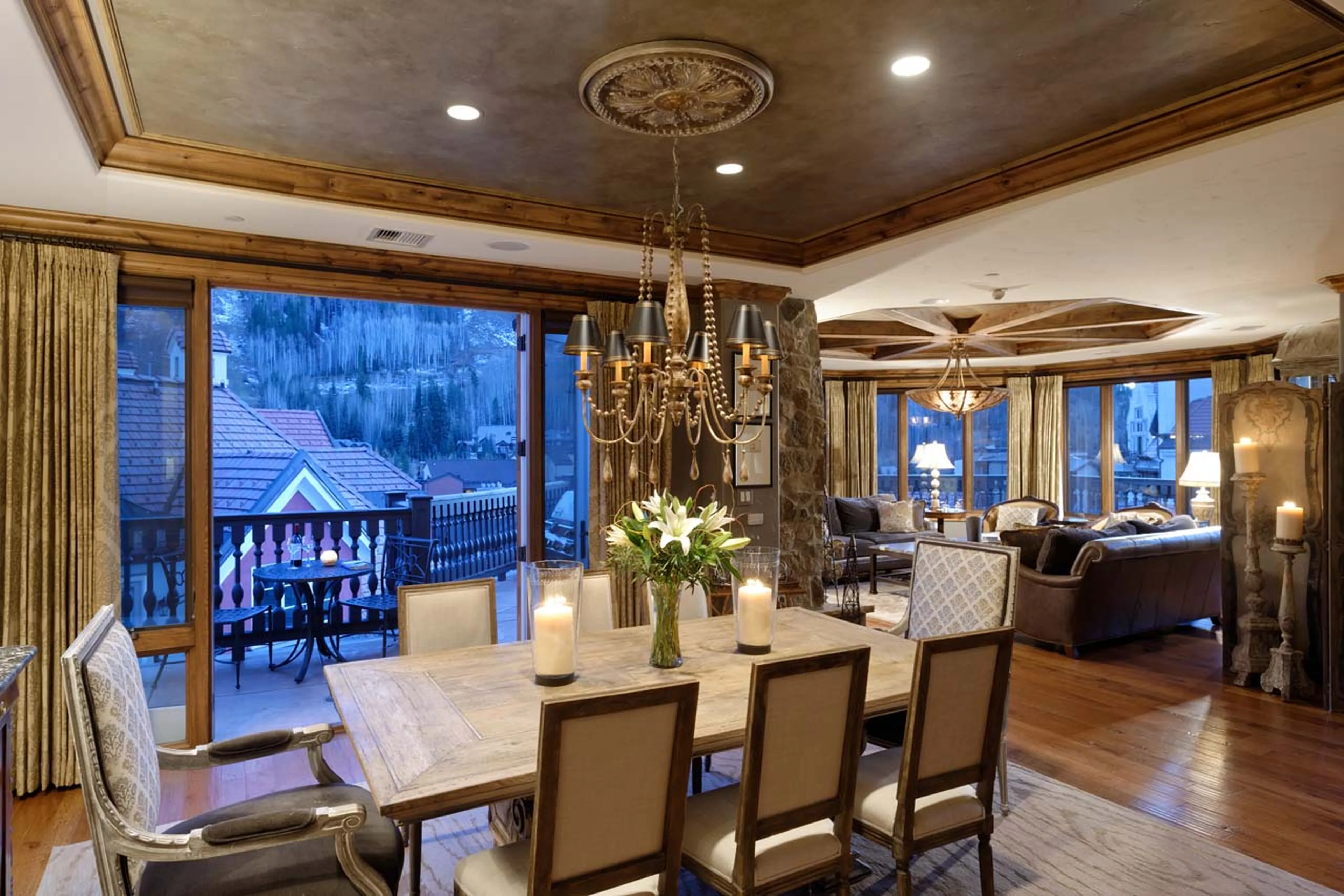 Dining room at Arrabelle Chalet in Vail