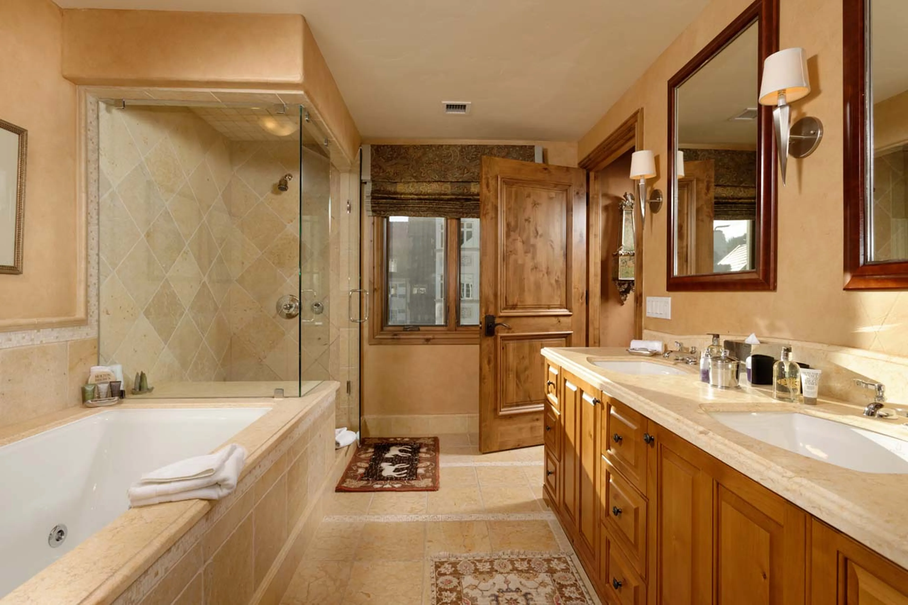 Bathroom one at Arrabelle Retreat in Vail