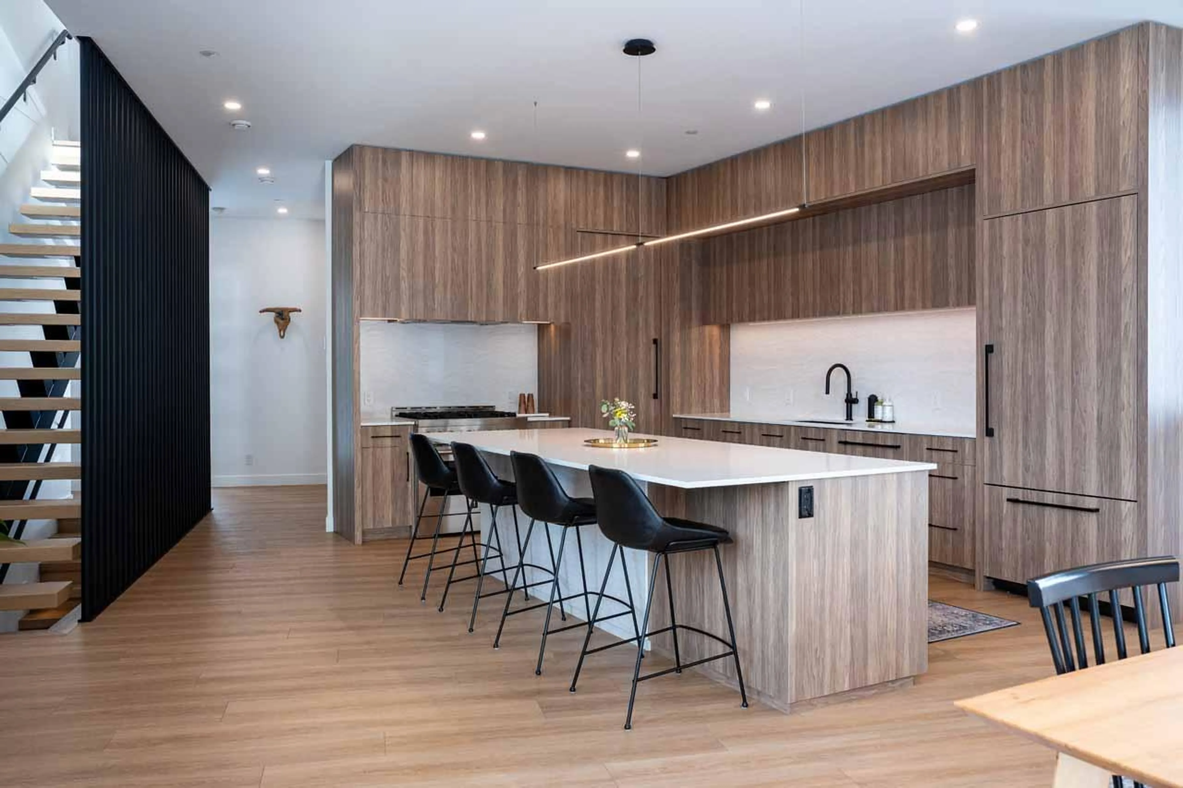 Kitchen island with seating for four at Arrowhead Lodge in Revelstoke