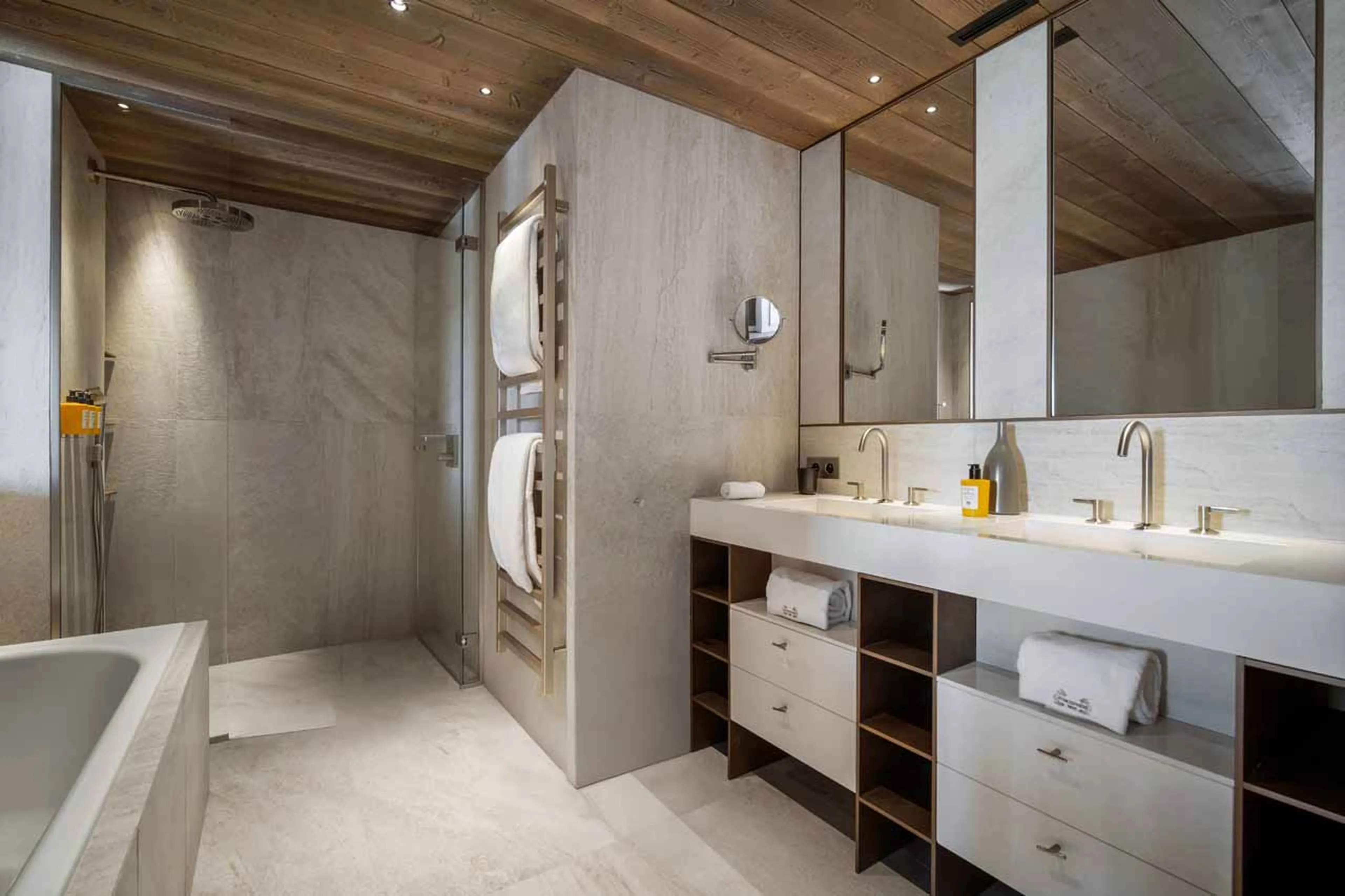 En-suite bathroom at Atmosphere 801 in Courchevel 1850