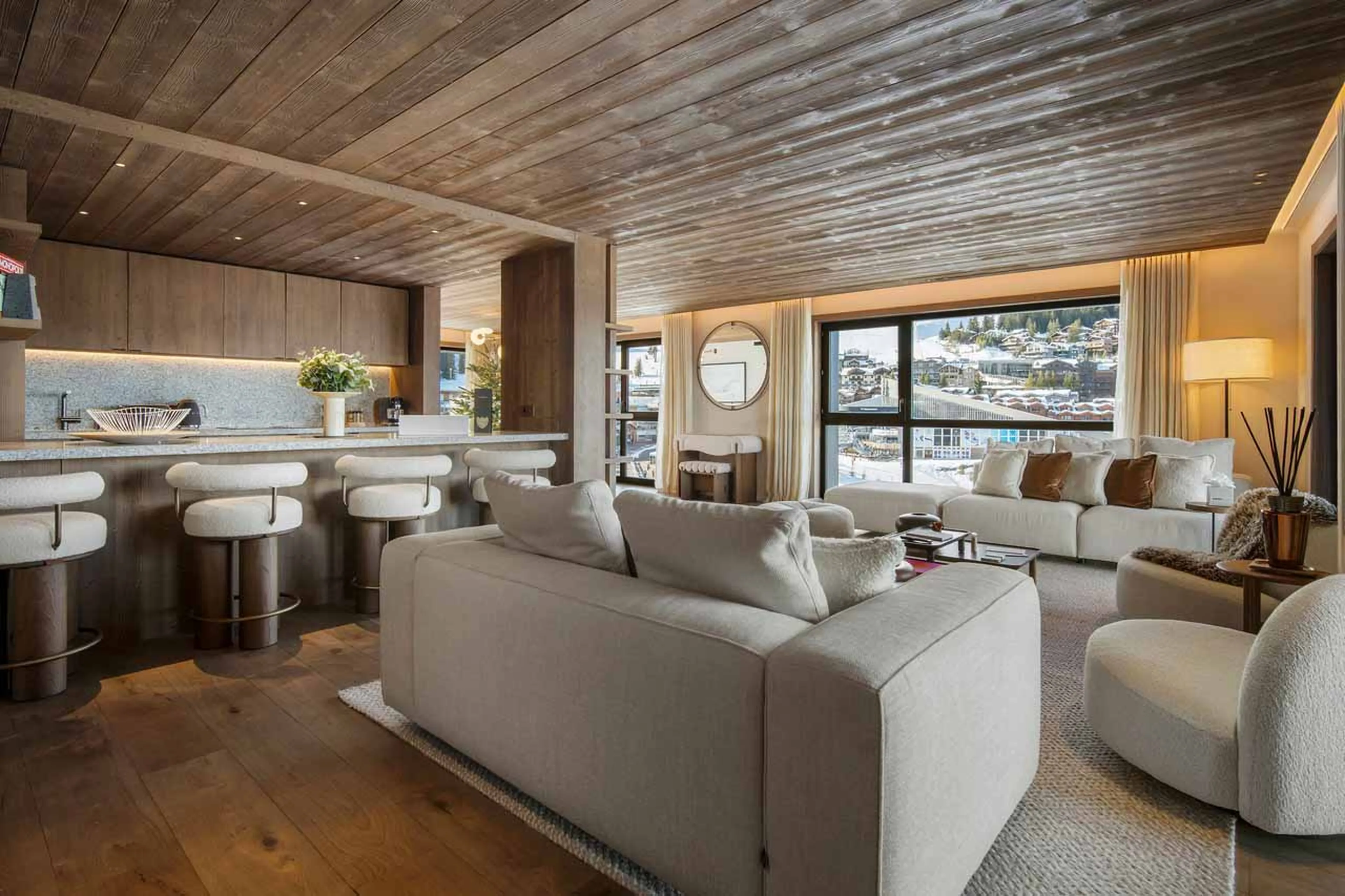 Living area and kitchen at Atmosphere Apartment 901 in Courchevel 1850