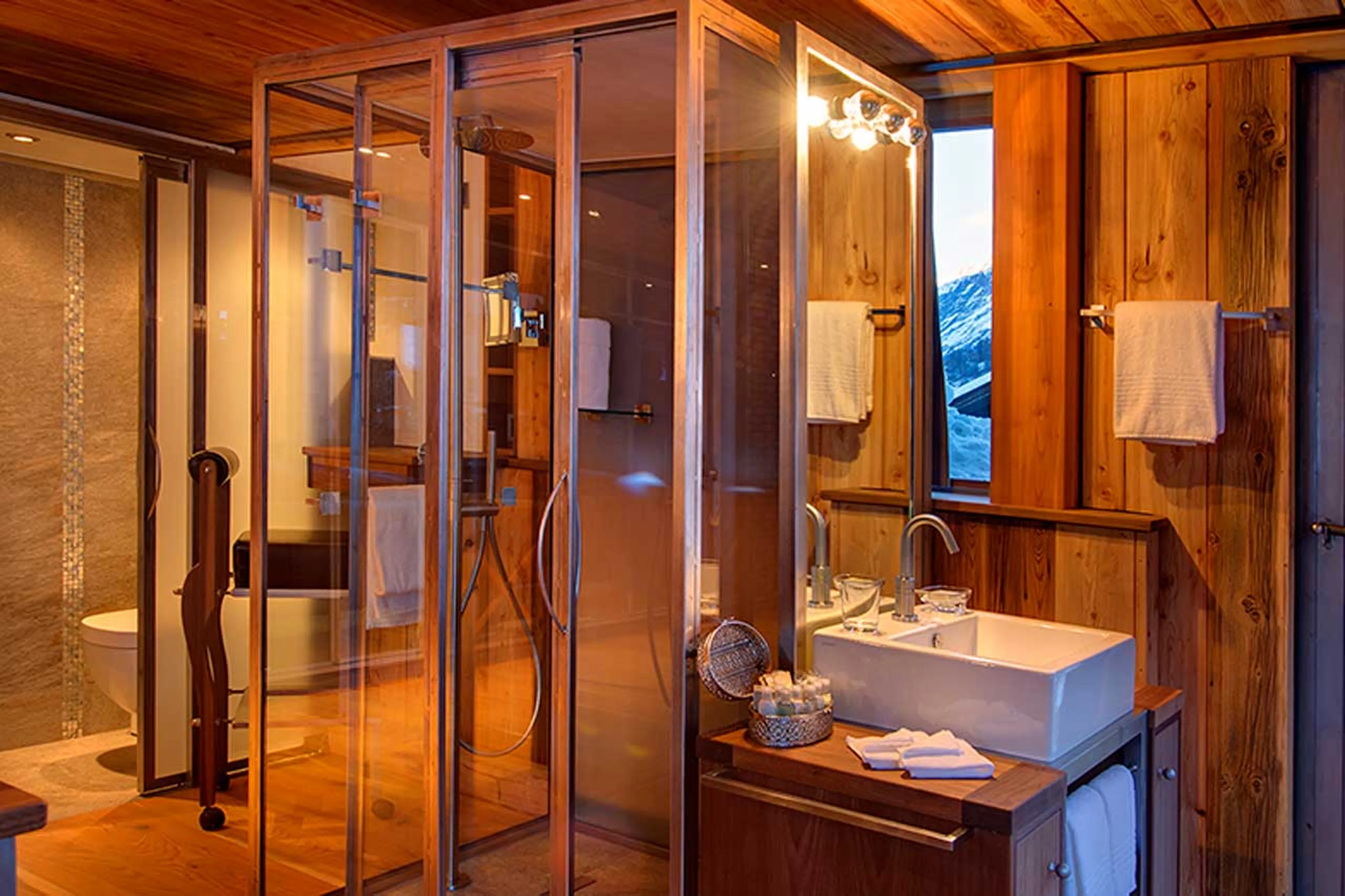 Second bathroom at Backstage Chalet in Zermatt