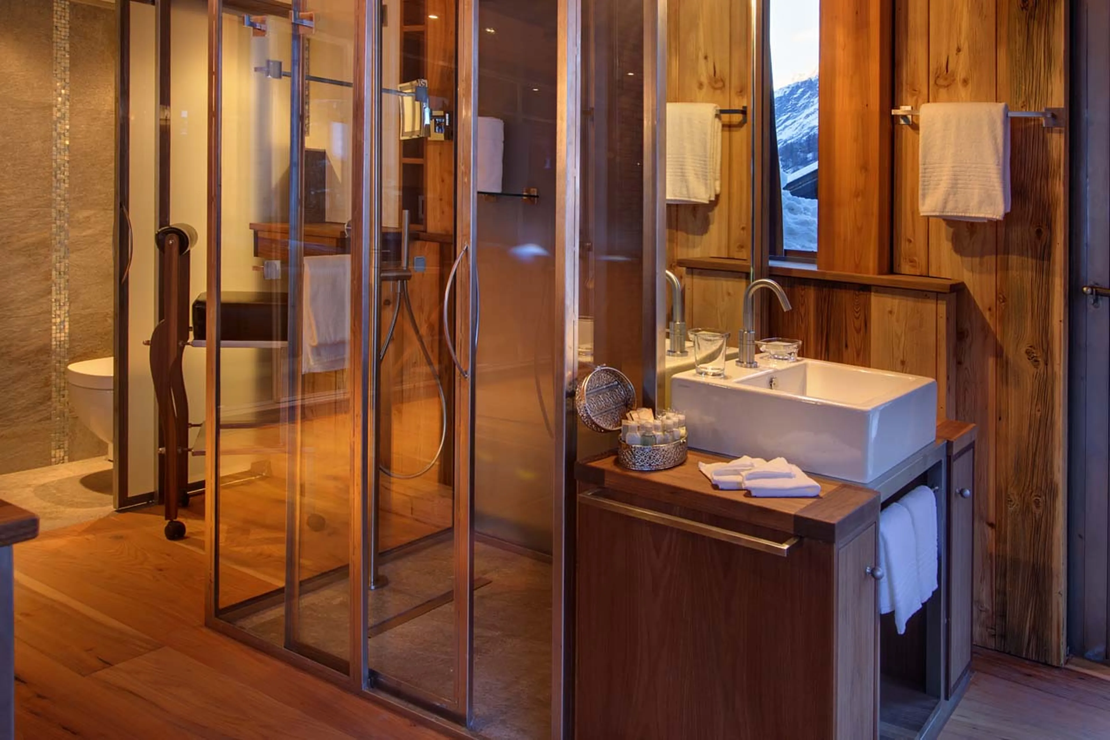 Second bathroom at Backstage Chalet in Zermatt