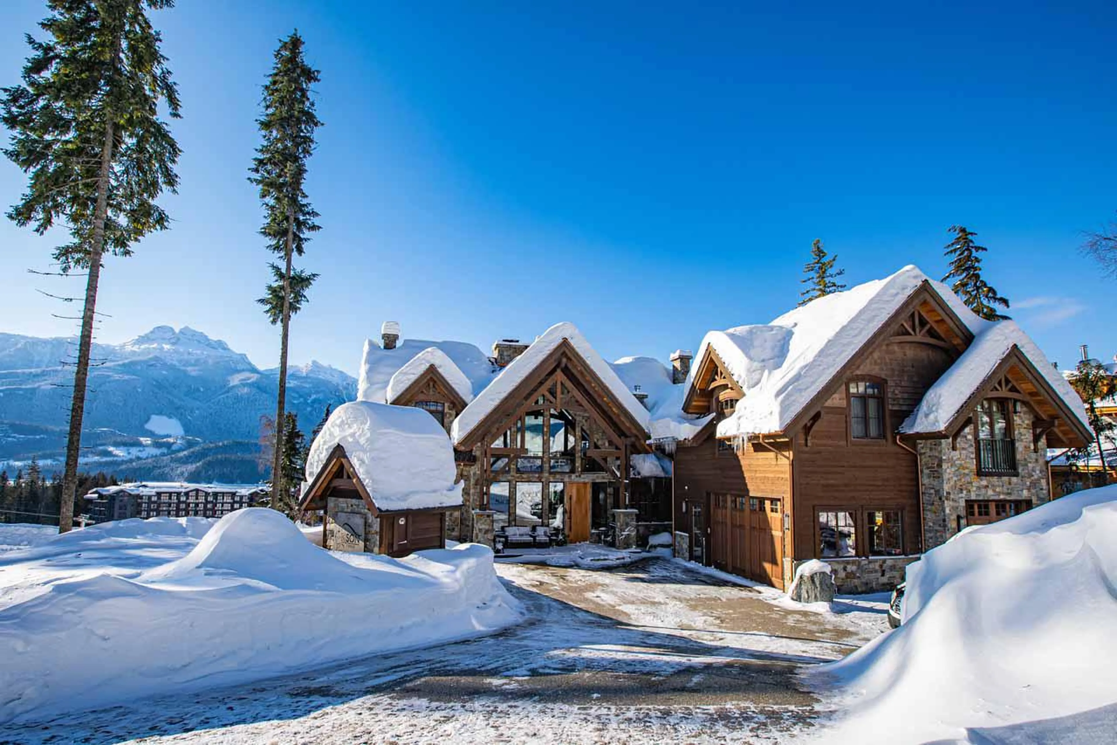 Bison Lodge in Canada