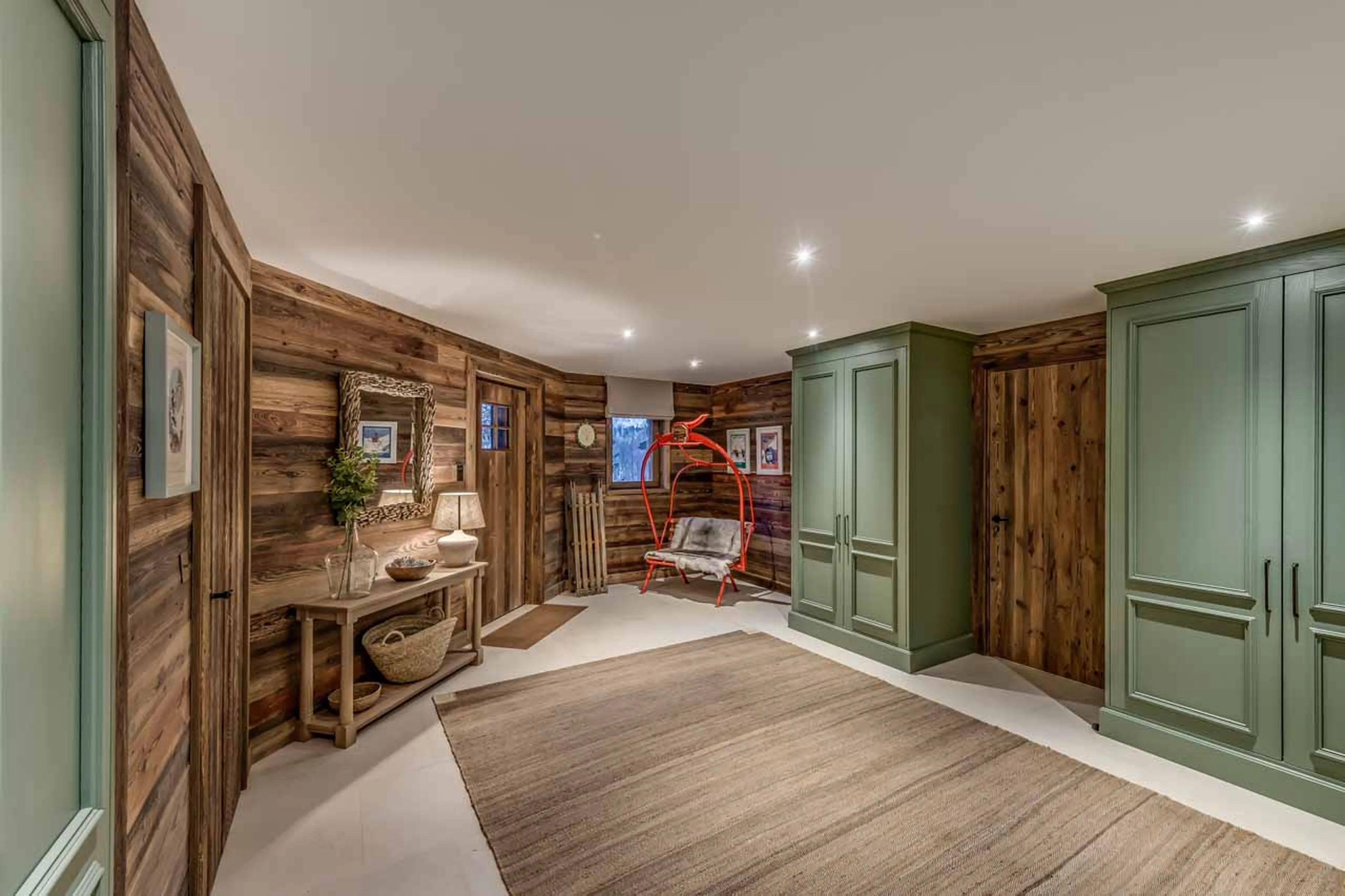 Entrance hall at Chalet Blackcomb in Val d'Isere