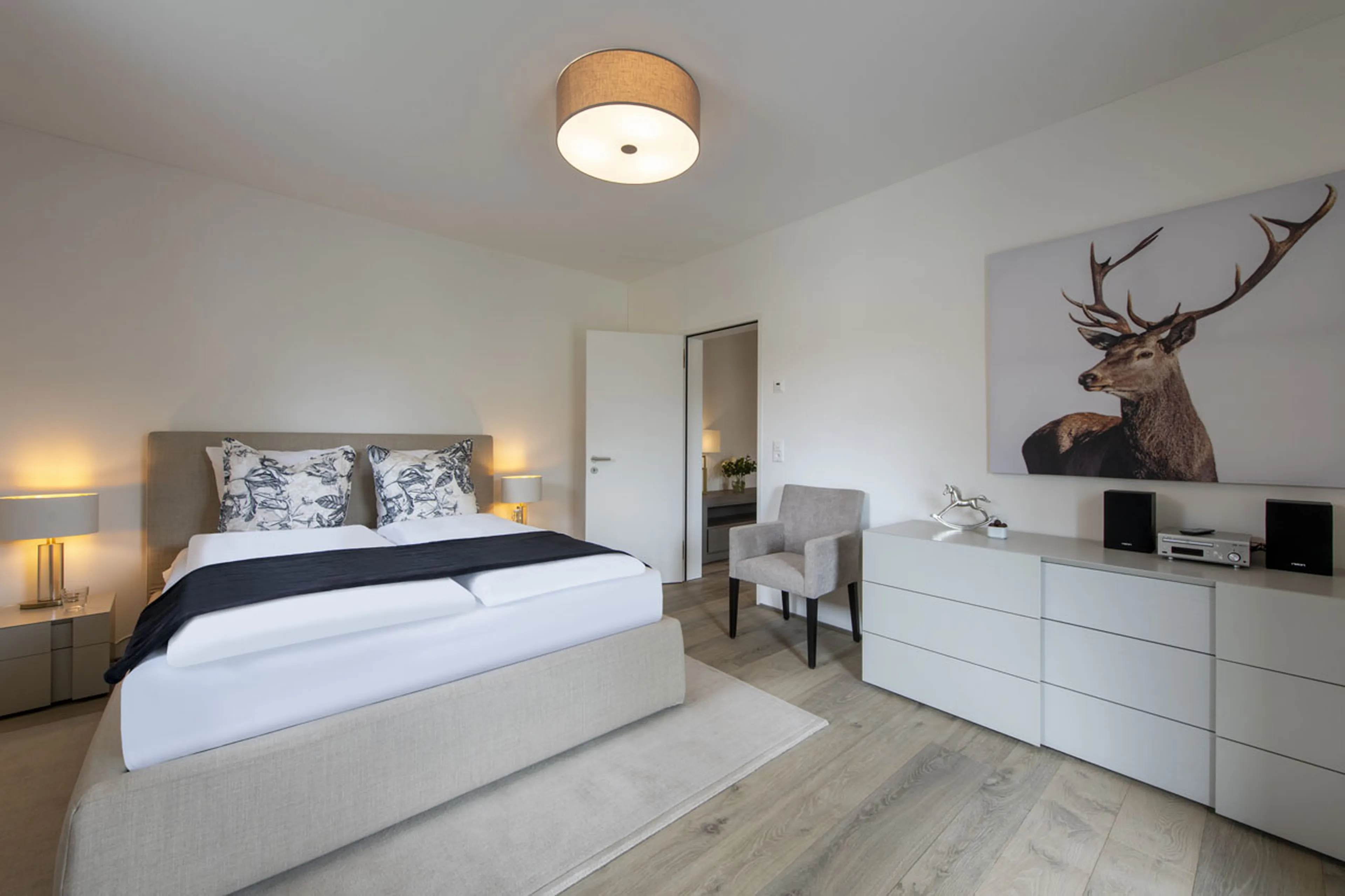 Double bed at Buelenhorn in Bortji Estate in Davos