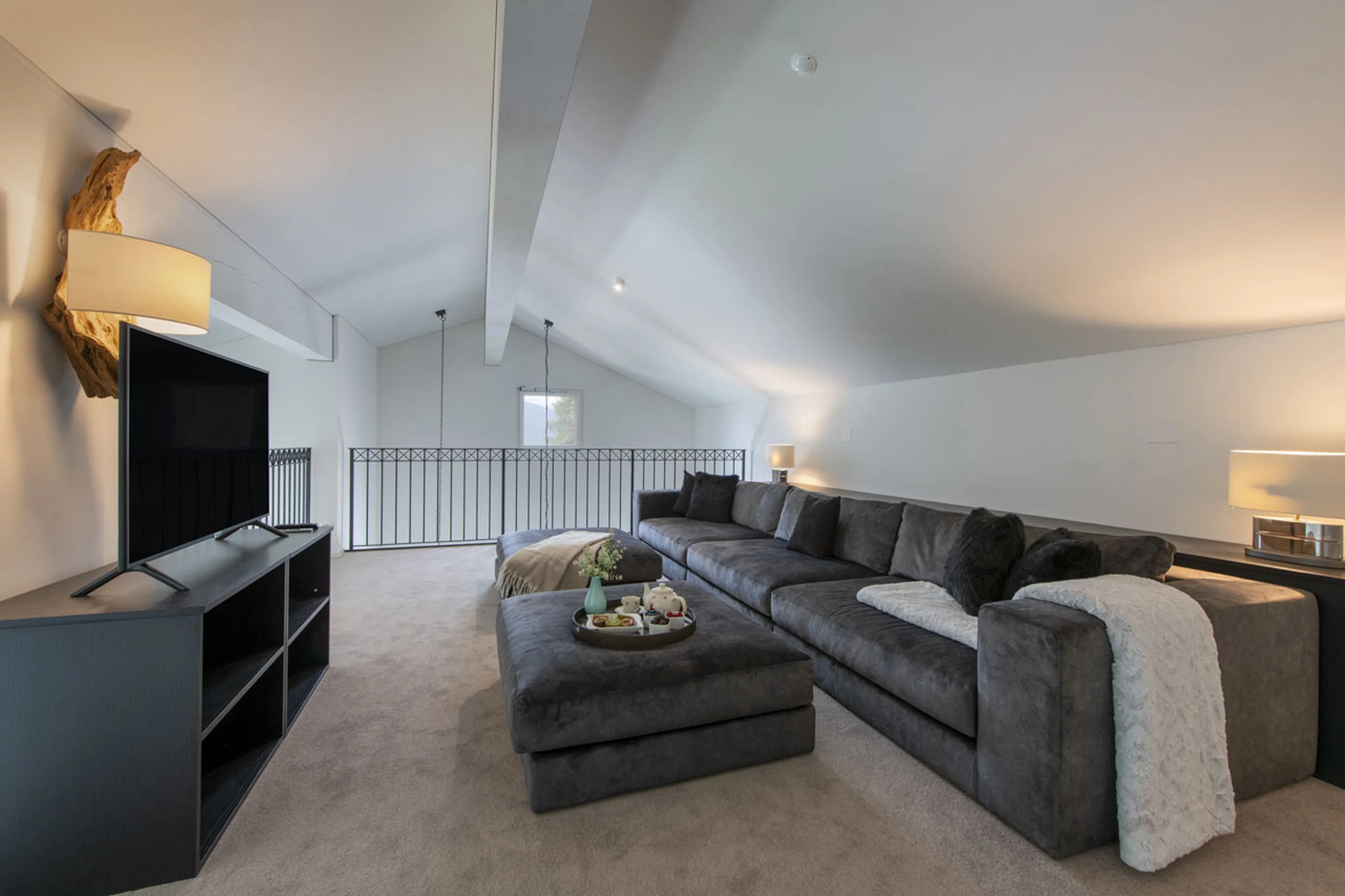 TV room at Buelenhorn in Bortji Estate in Davos