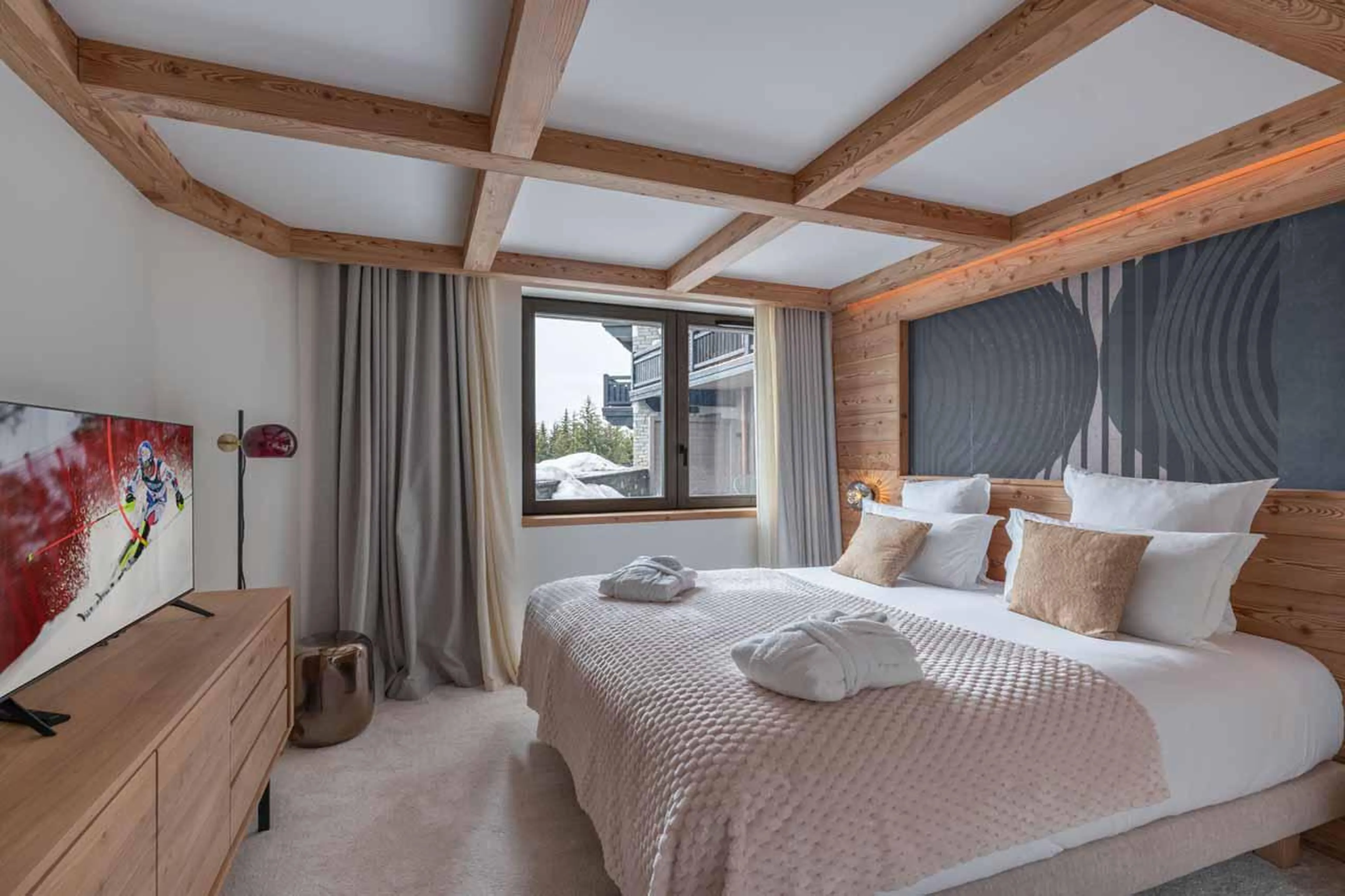 Master bedroom in Apartment Brunello, Courchevel 1850
