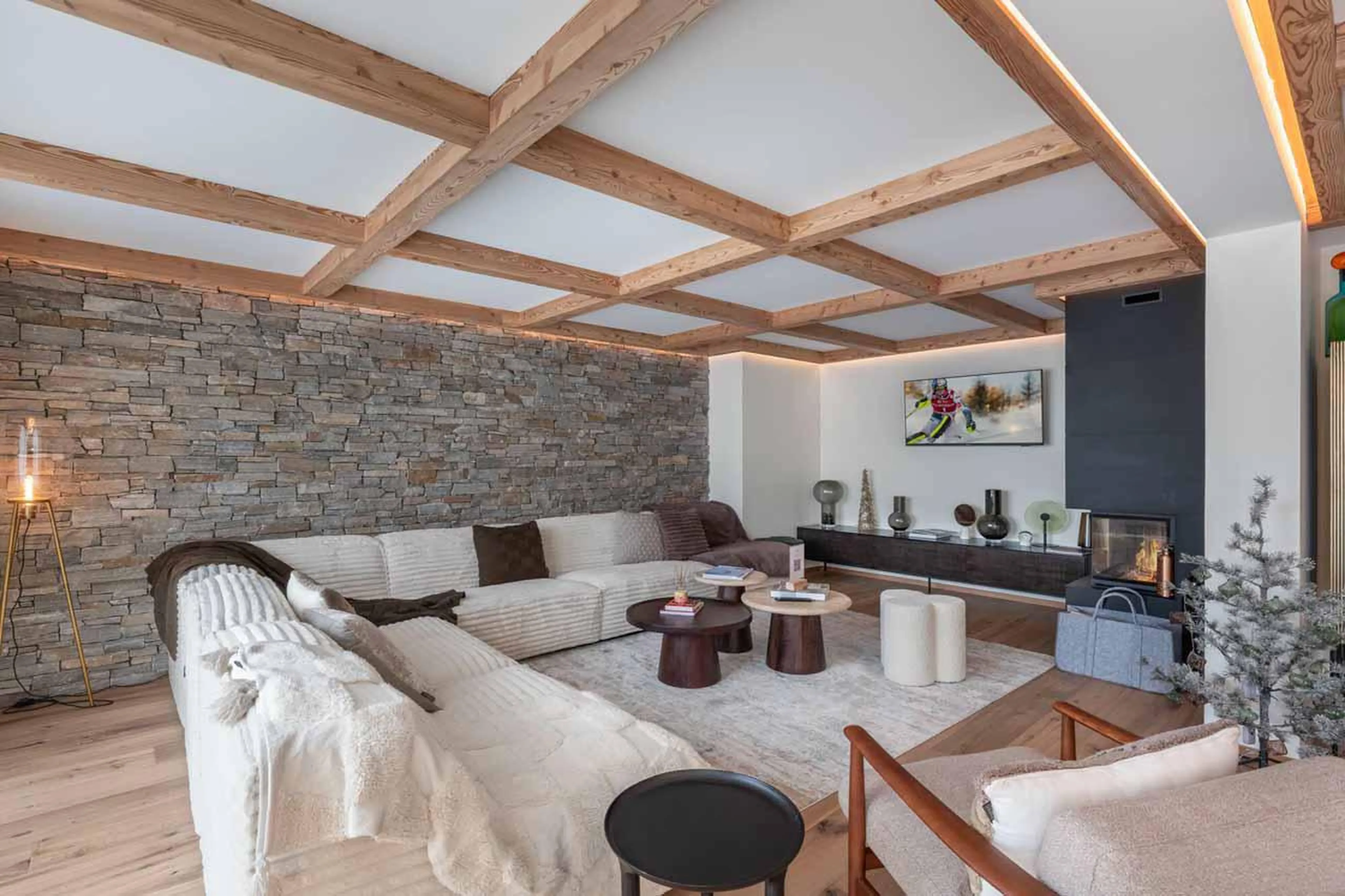 Corner sofa in open-plan living area in Apartment Brunello, Courchevel 1850