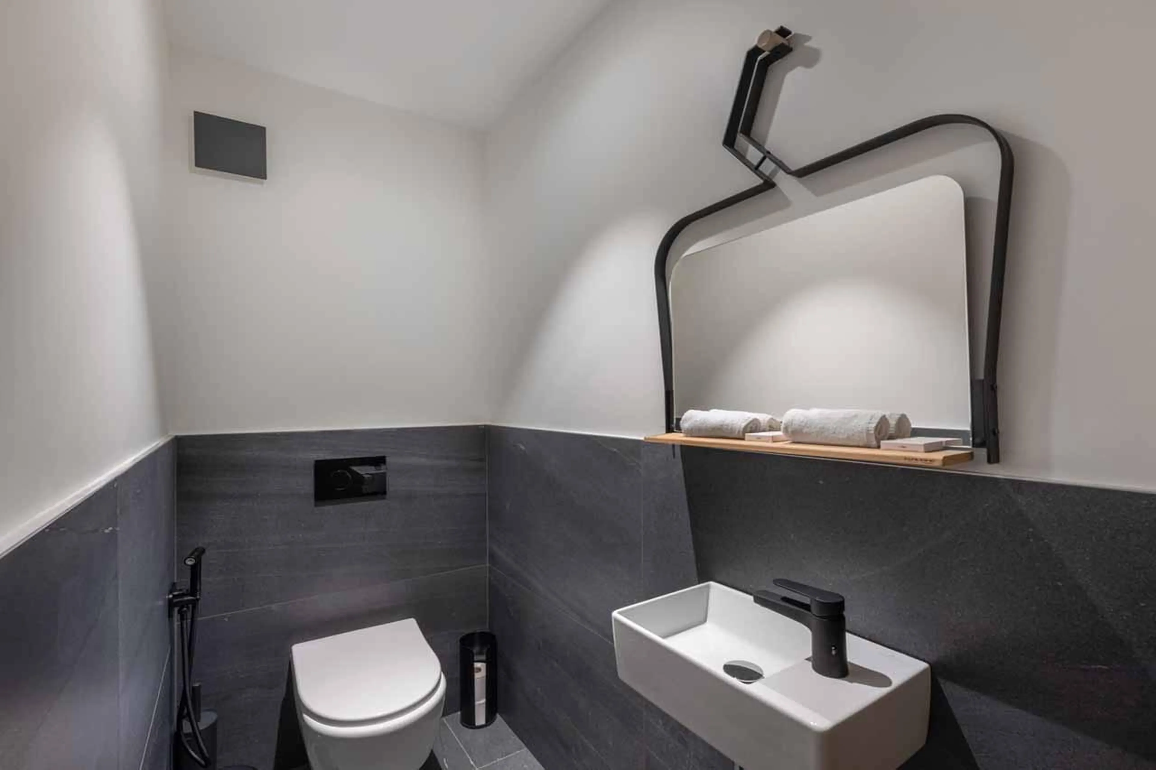 Separate WC in Apartment Brunello, Courchevel 1850