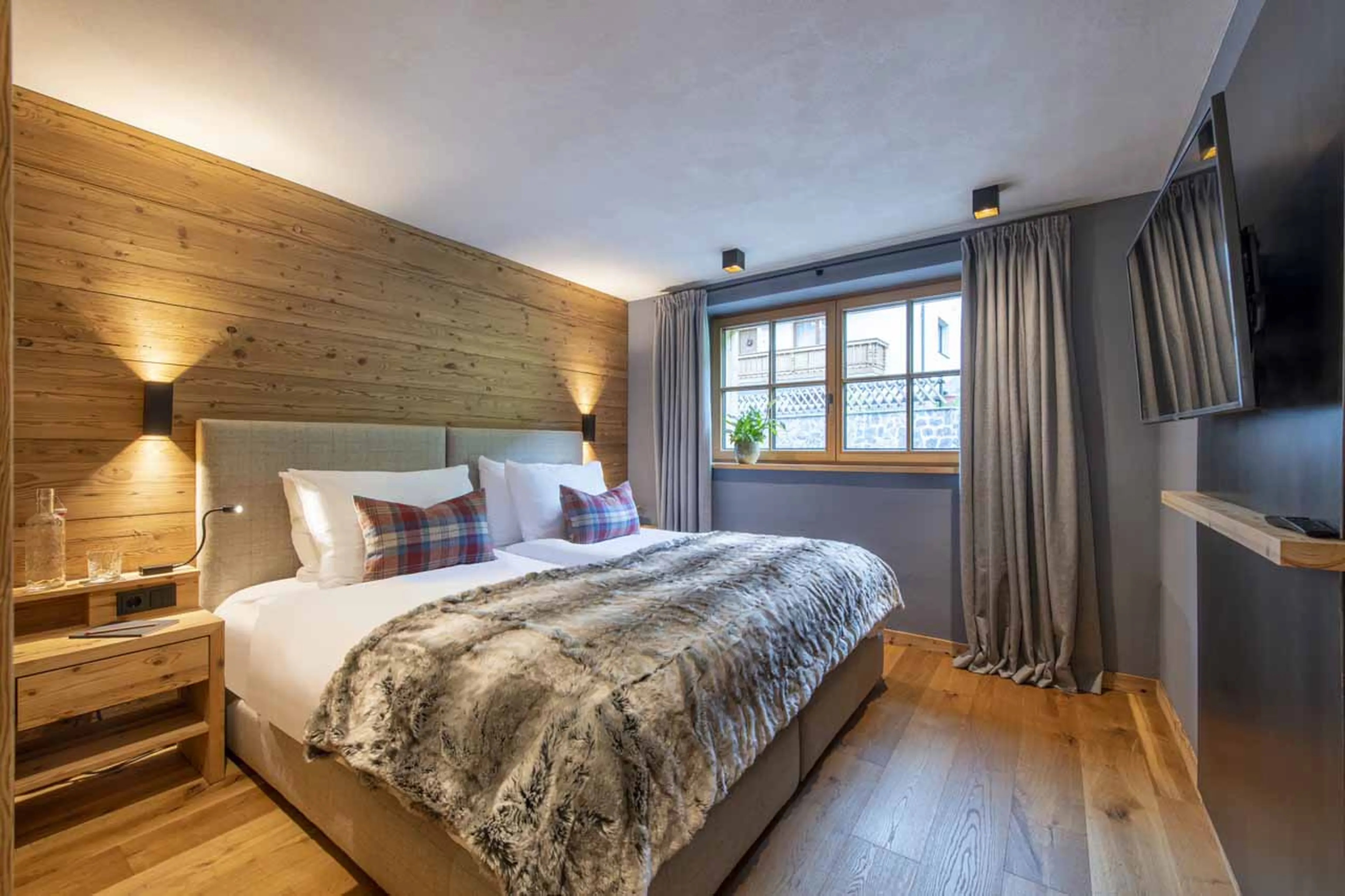 Bedroom three at Apartment Brunnenhof 10 in Lech
