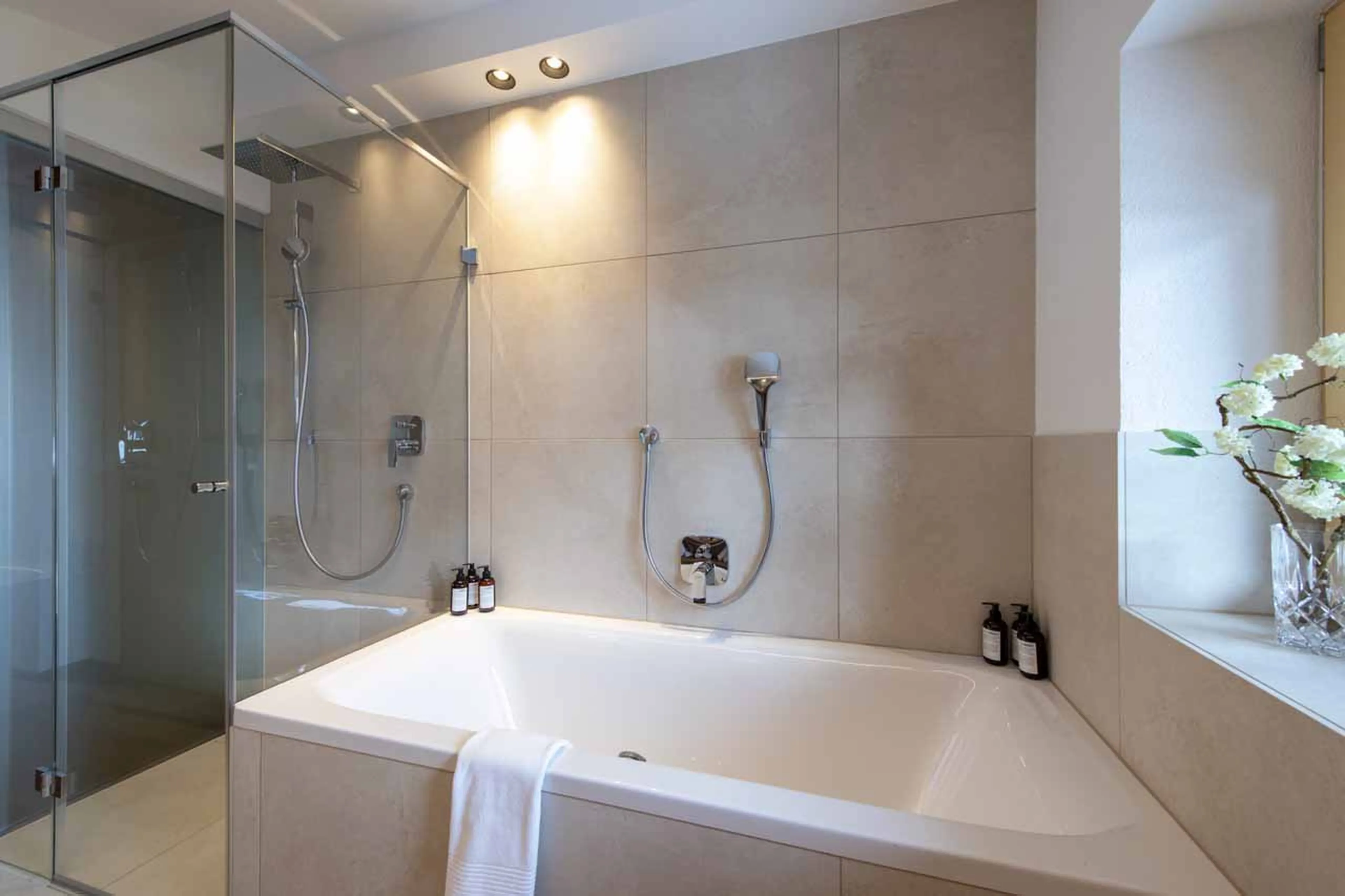 Bathroom six at Buhlhof Penthouse in Lech