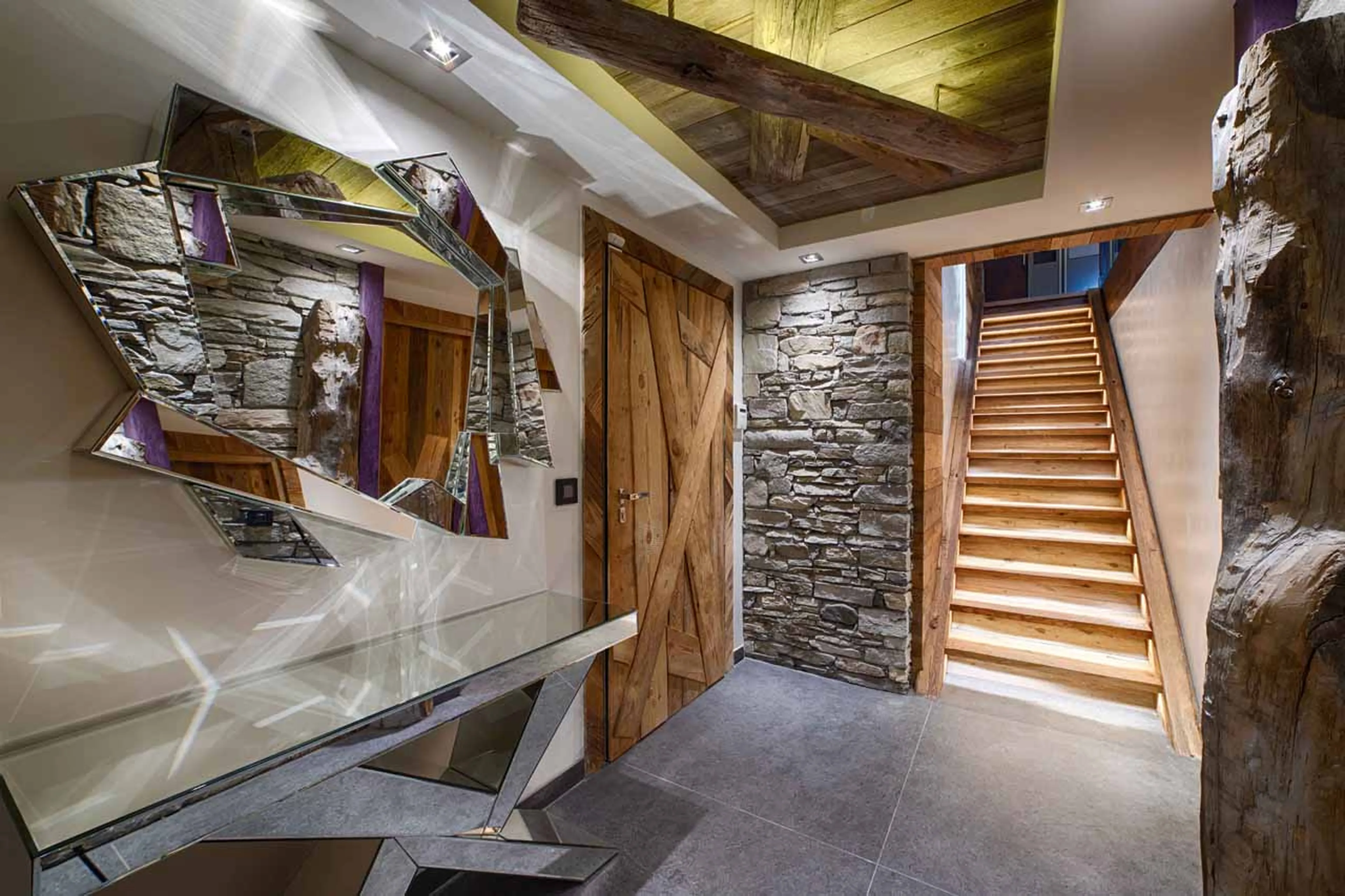 Entrance hall at Apartment Cap Crystal Lodge in Tignes