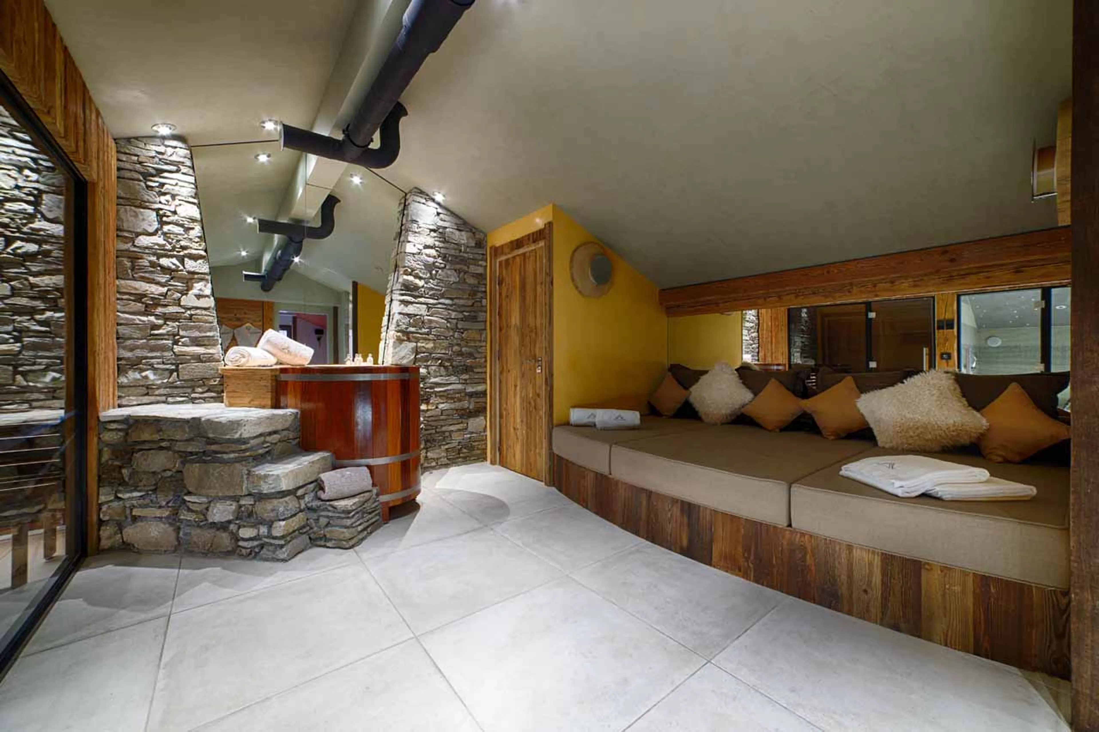Relaxation area at Apartment Cap Crystal Lodge in Tignes