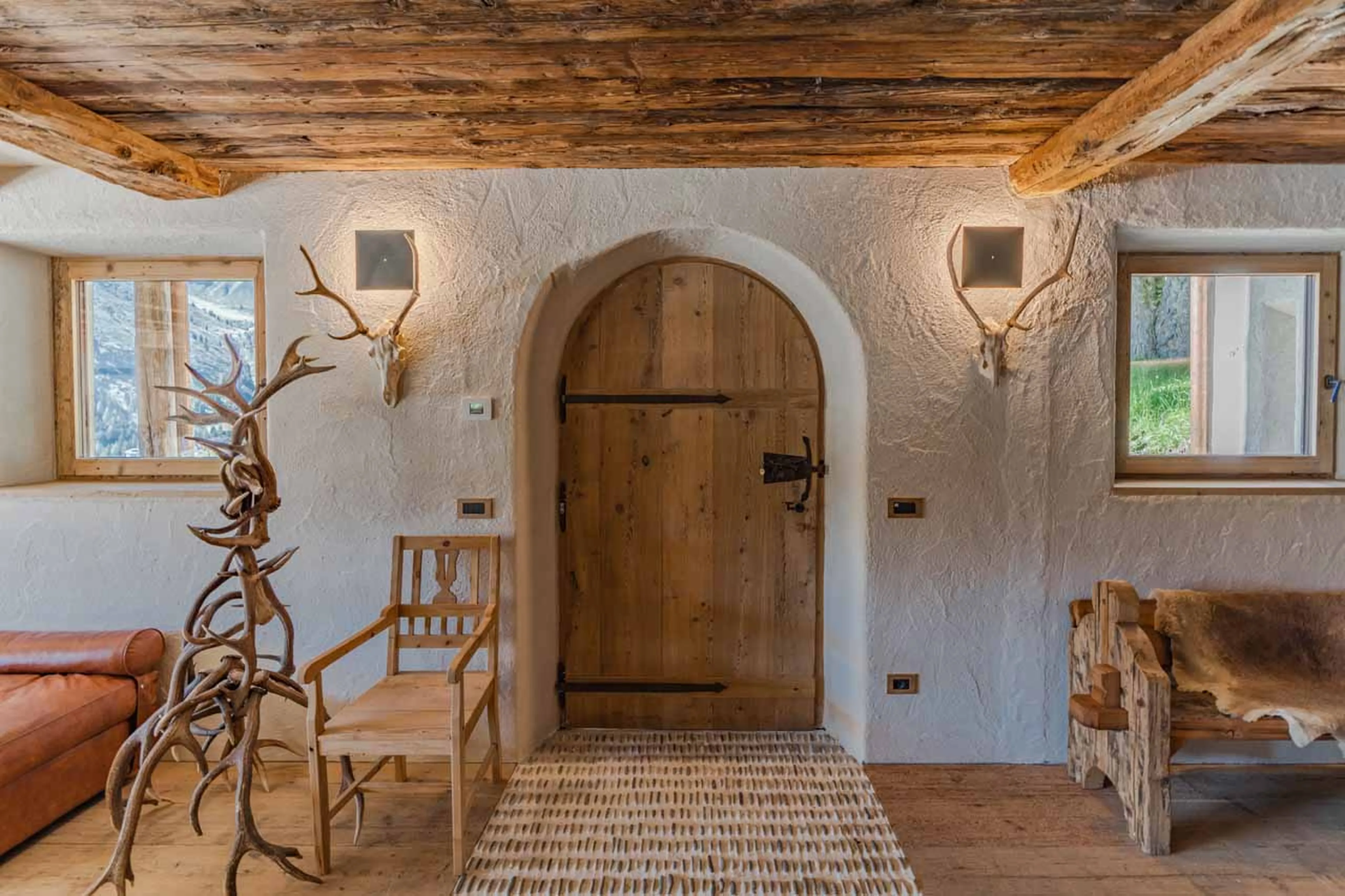 Main entrance at Cesa del Louf in Arabba